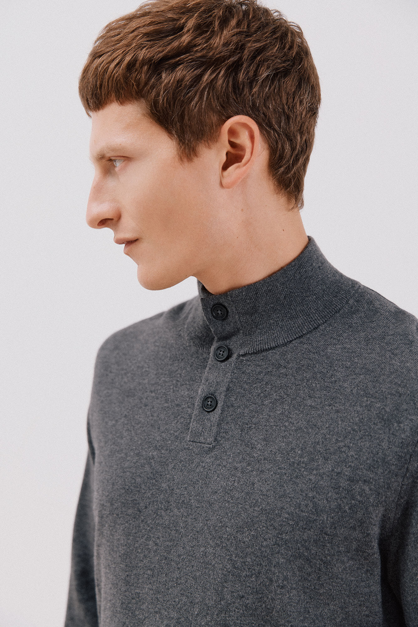 Cortefiel Jersey algod&oacute;n cashmere cuello alto botones