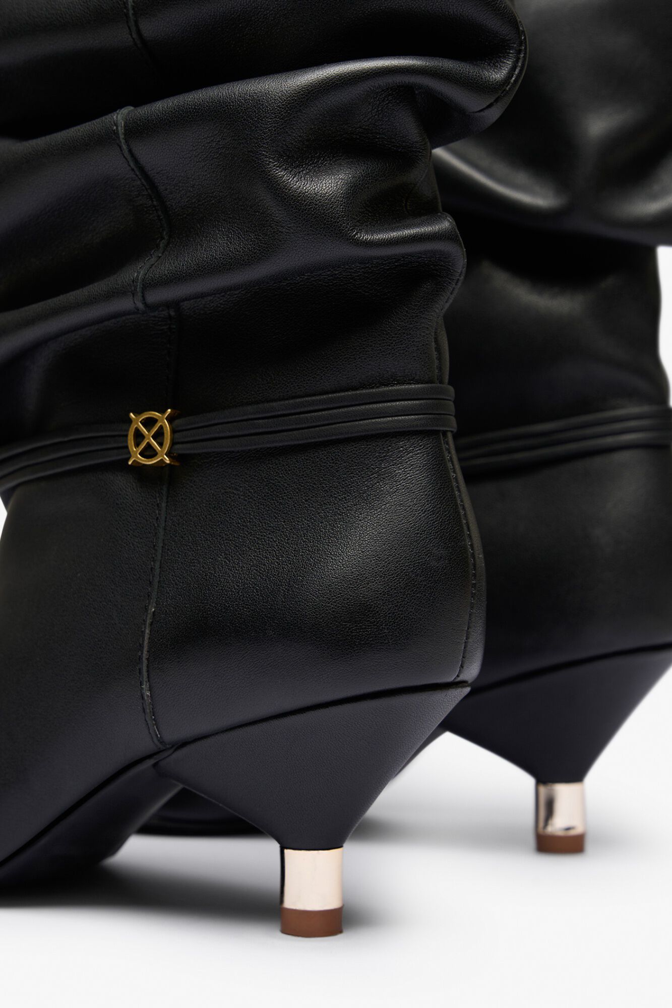 Popa Botas Takayama em pele Preto