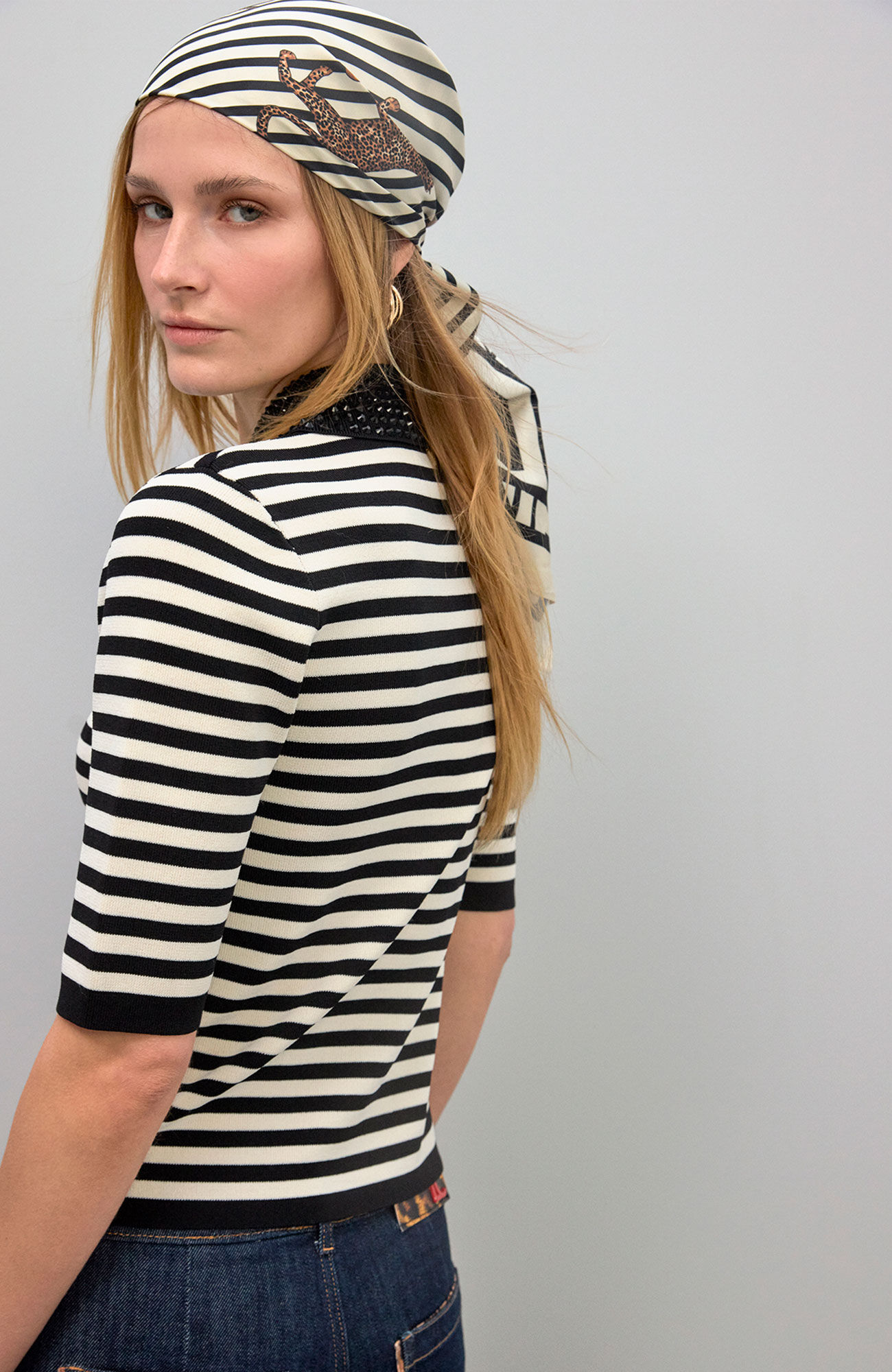 Lola Casademunt Len&ccedil;o de cetim