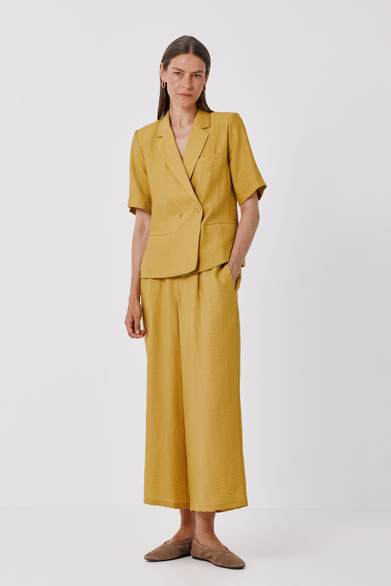 Cortefiel Women's short sleeve blazer