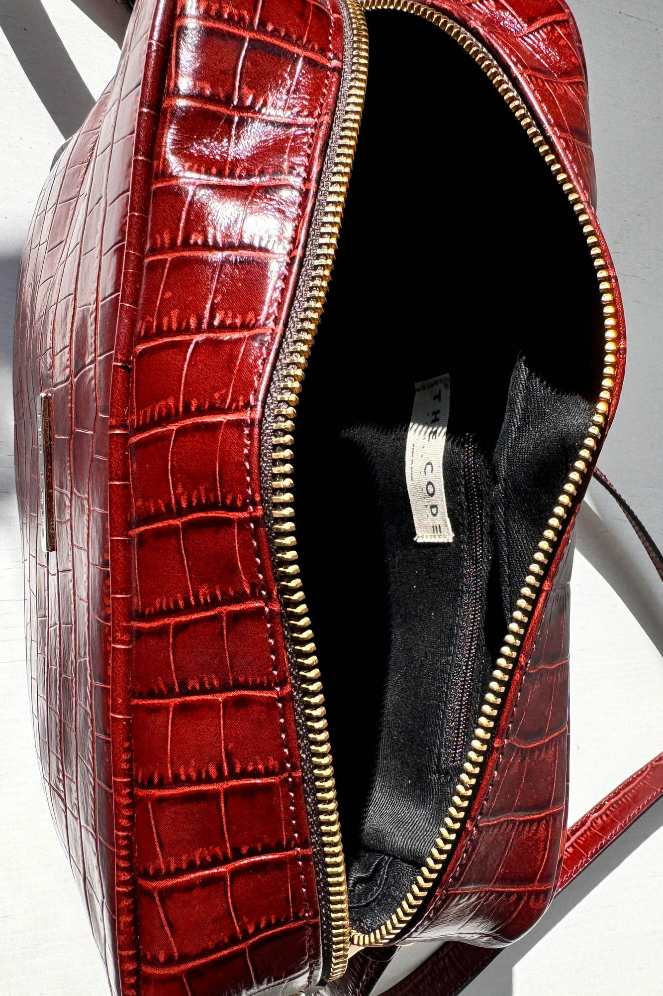 The Code Bandolera charlotte praline Marr&oacute;n