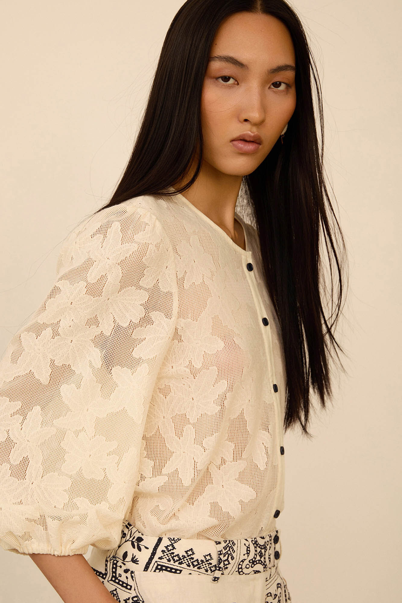 Meisie Blusa em renda Branco