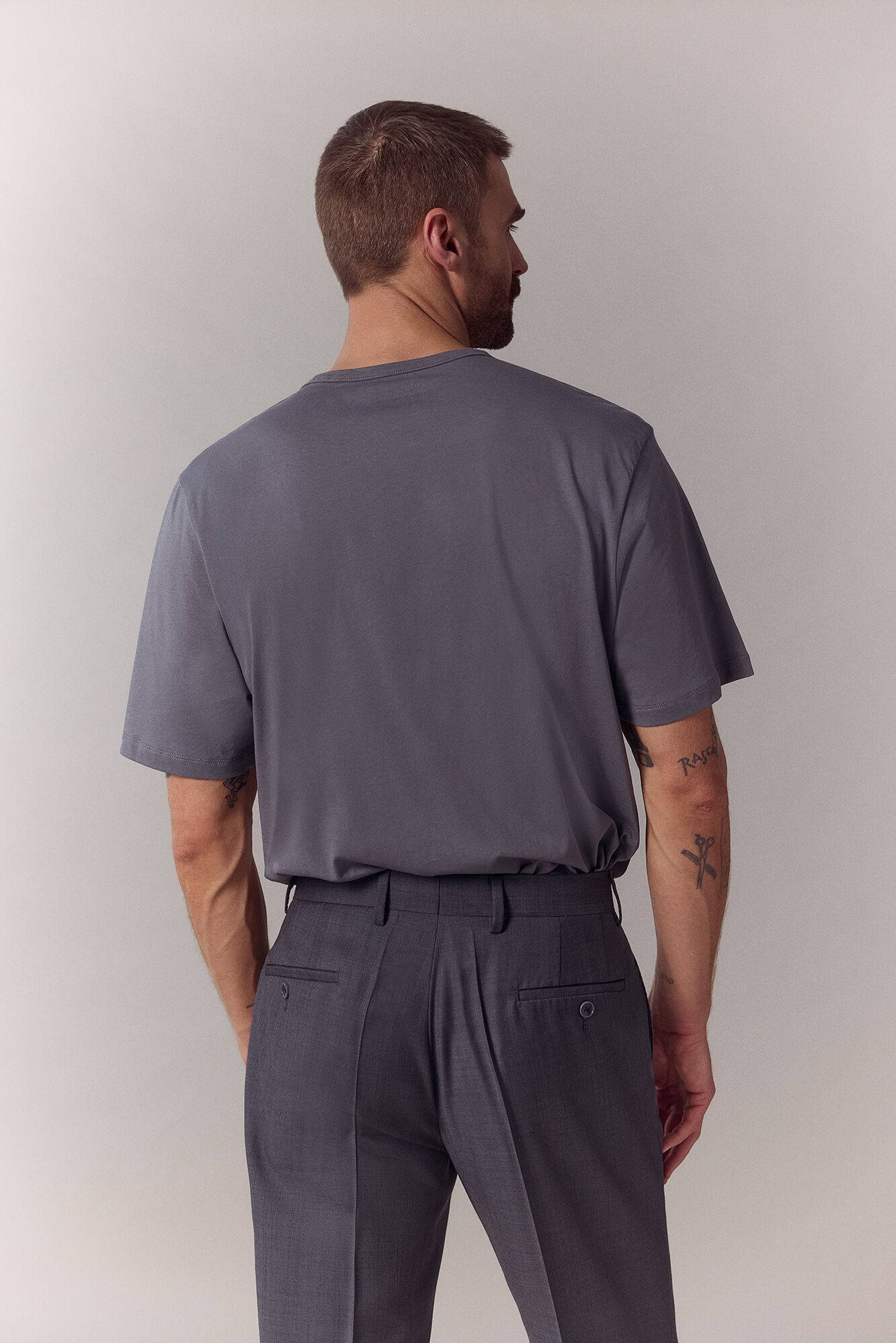 OOTO Camiseta b&aacute;sica ligera Gris