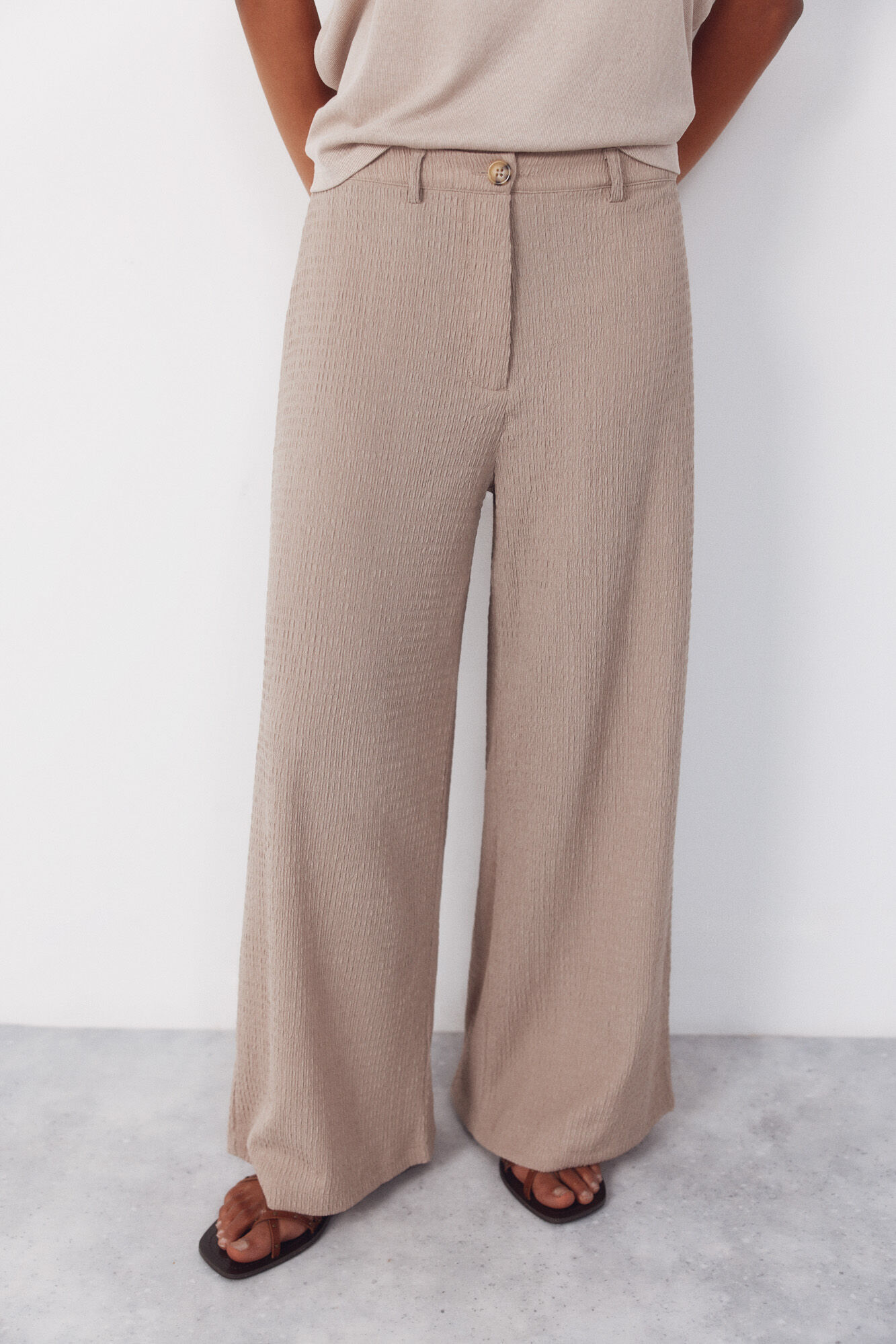 Cortefiel Flowy textured trousers Beige