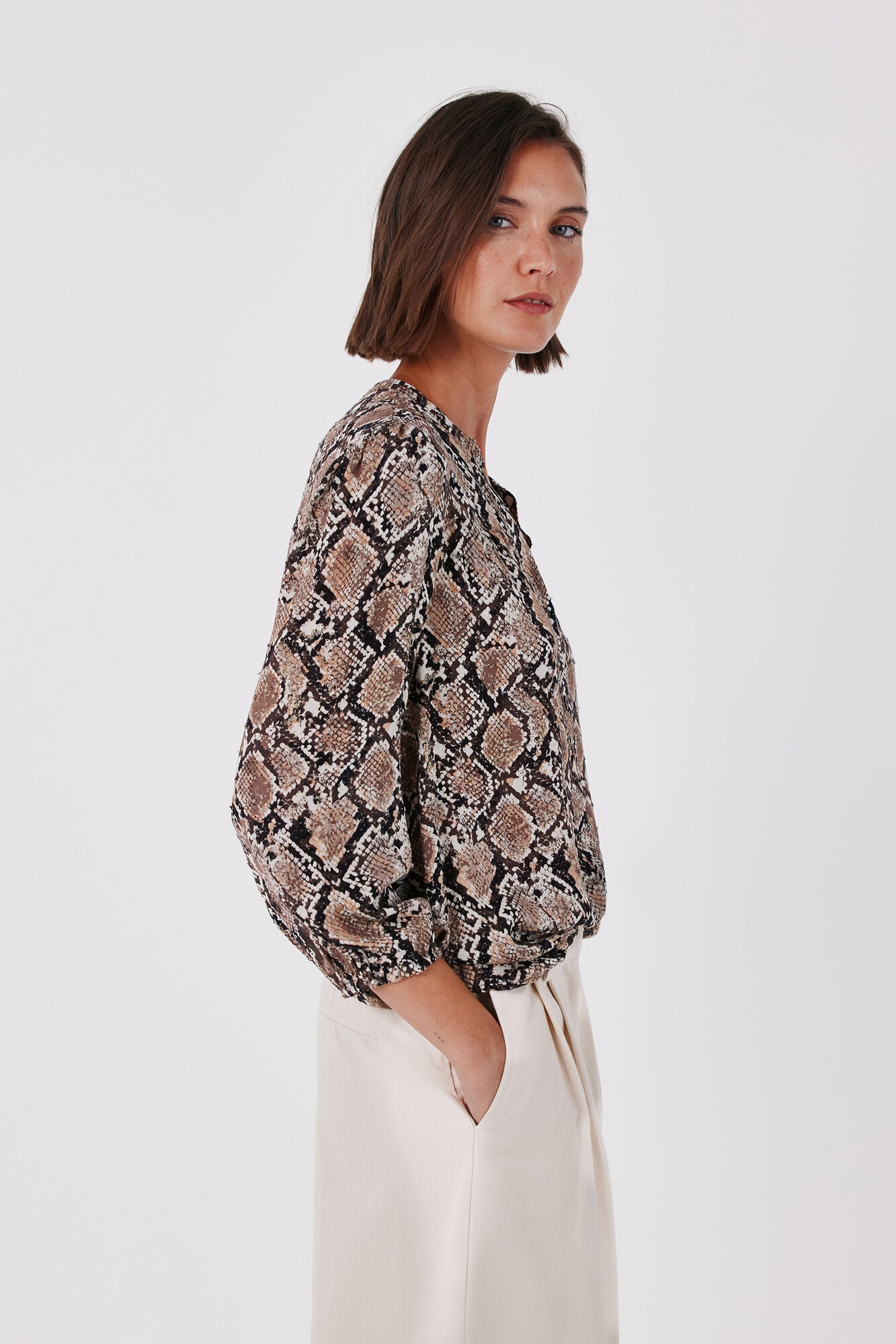 Cortefiel Blusa estampada fluida Tostado