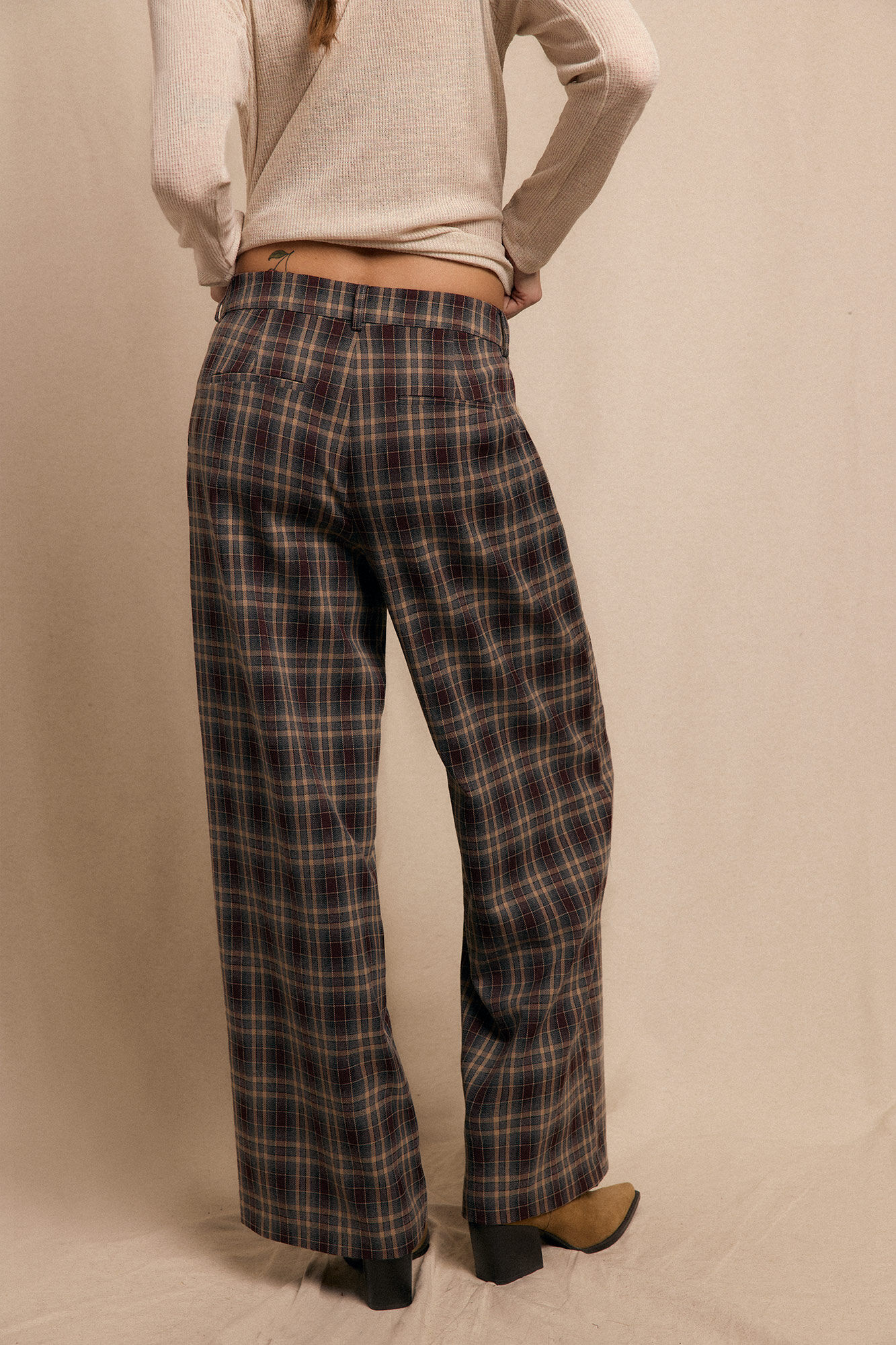 Slowlove Cal&ccedil;as xadrez plissadas Castanho