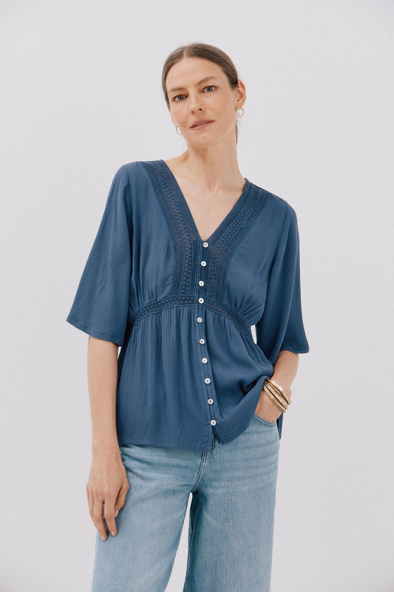 Cortefiel lace blouse with ruffles Nude