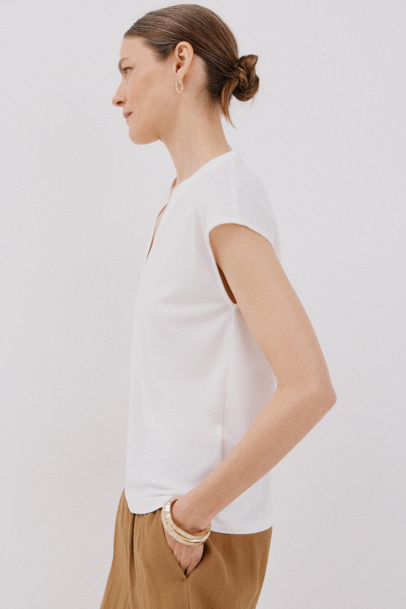 Cortefiel Camiseta b&aacute;sica cuello mao desmentido Blanco