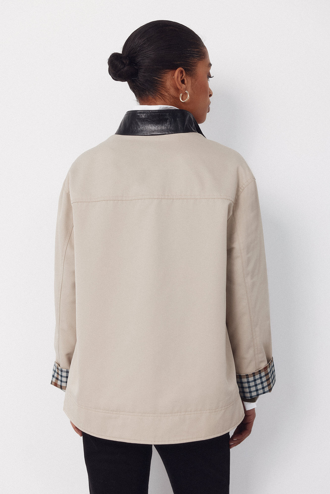 Cortefiel Jacket with contrasting neck Nude