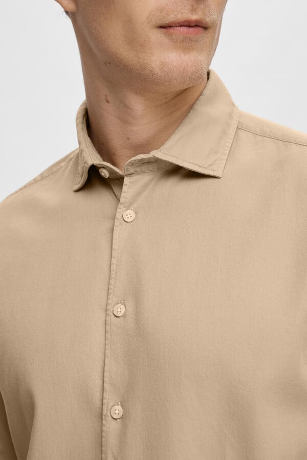 Cortefiel Camisa de manga larga confeccionada con algodón orgánico Gris