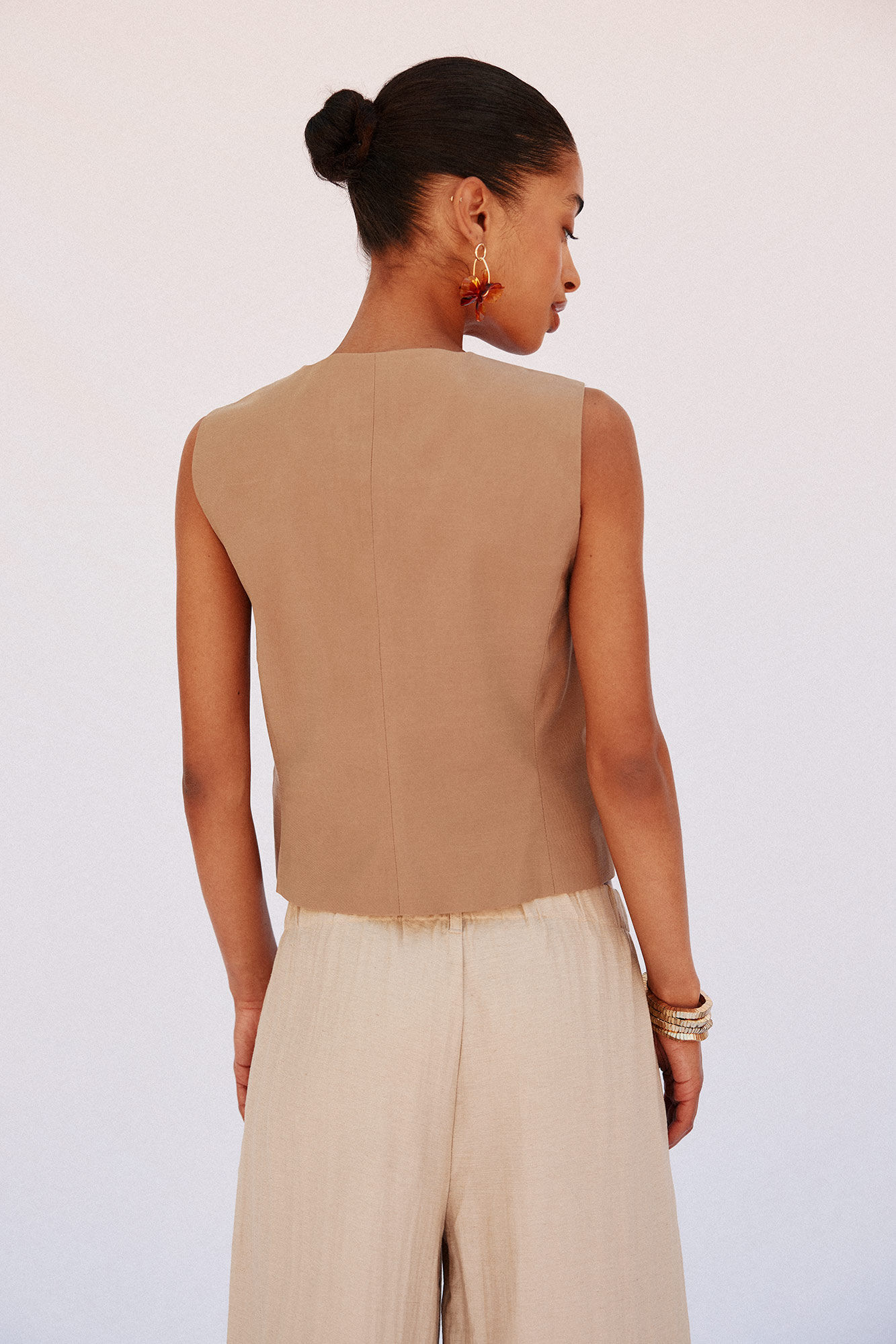 Cortefiel V V neckline Beige