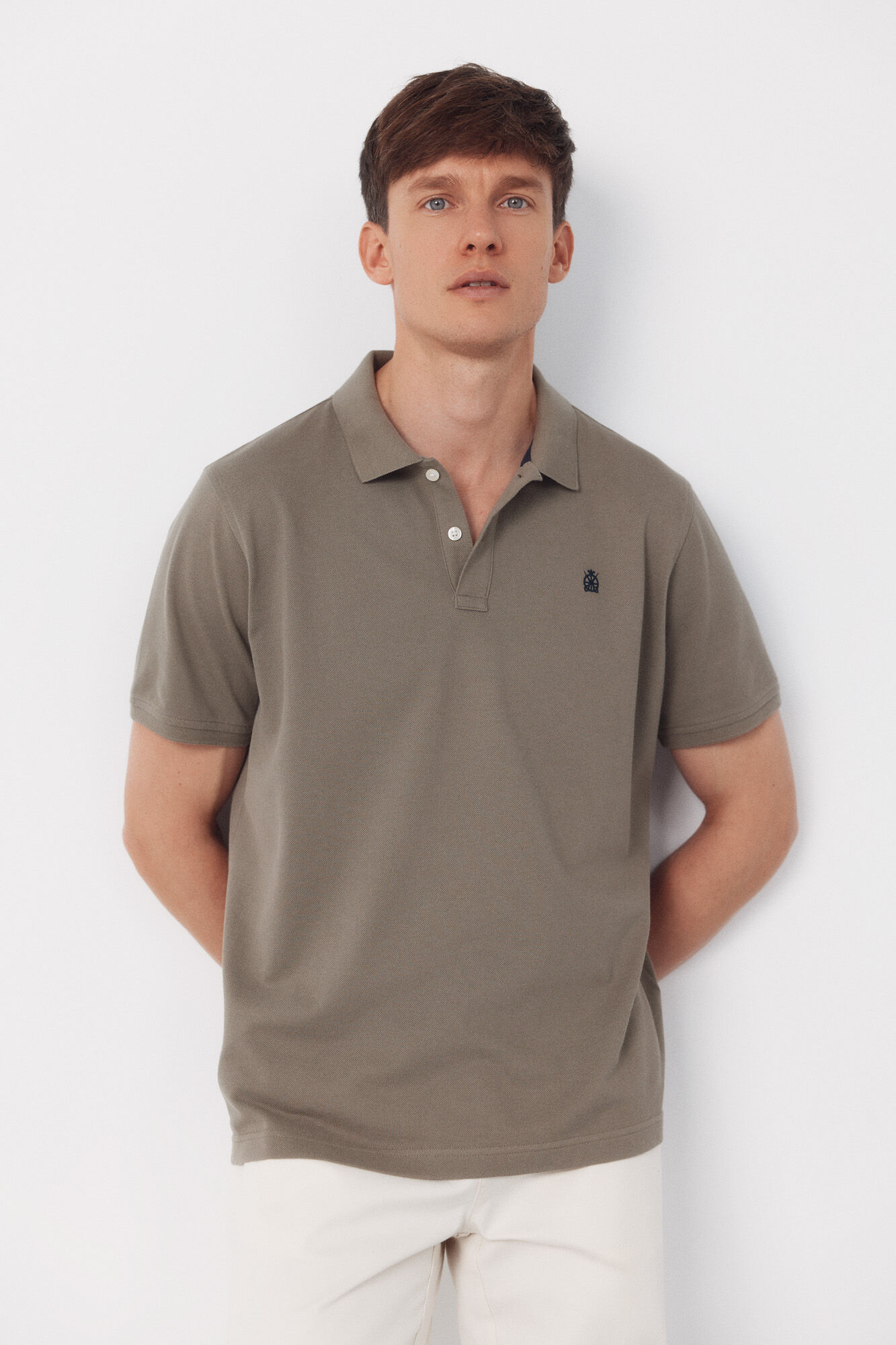 Cortefiel Polo b&aacute;sico piqu&eacute; Kaki