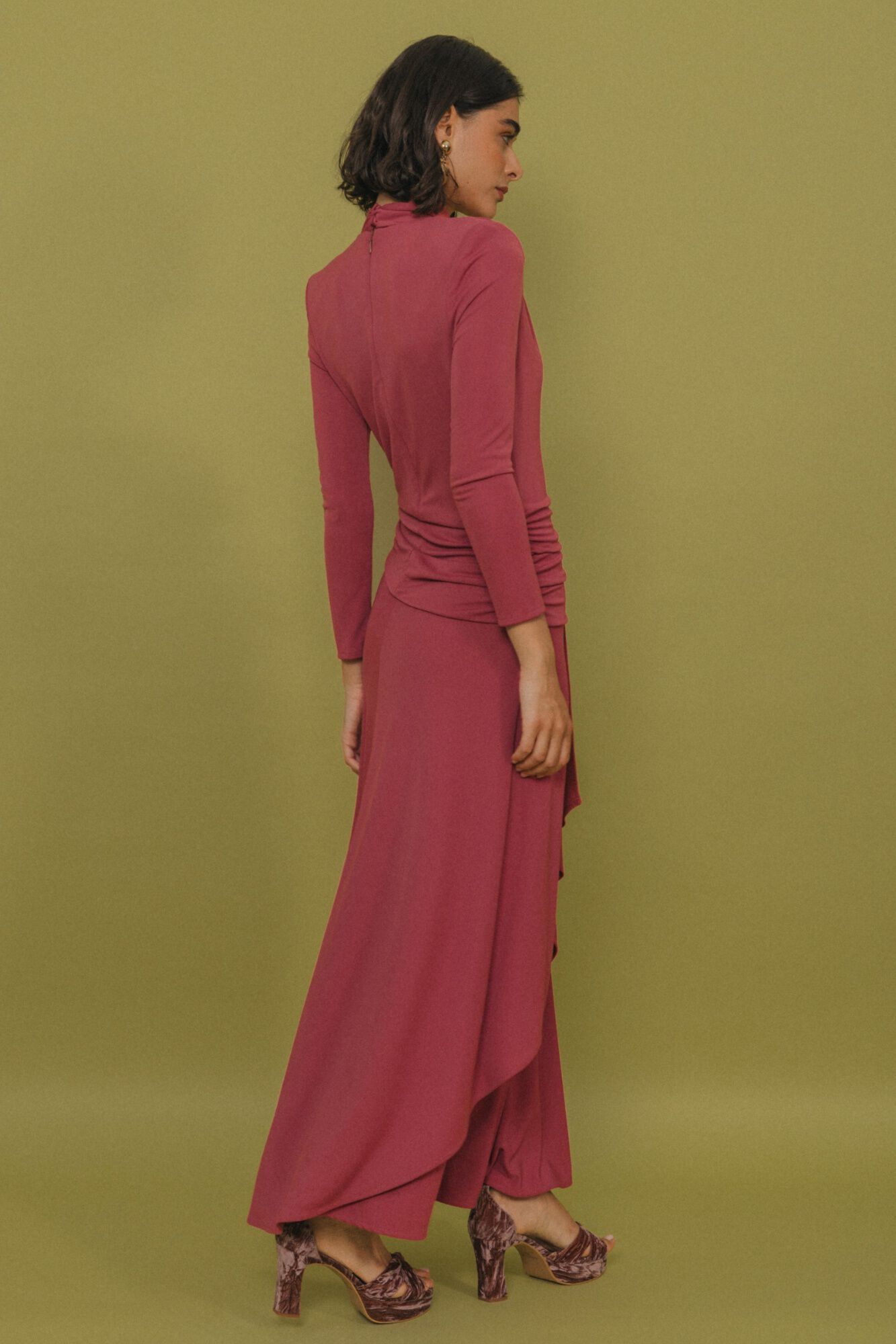 Cherubina Vestido midi Raven Subiu