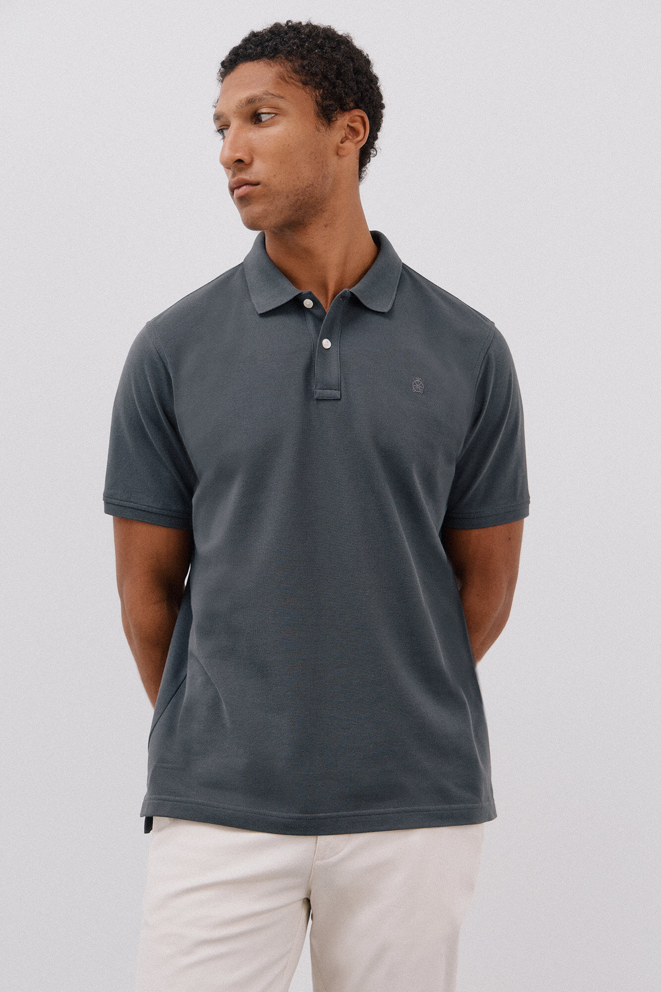 Cortefiel Polo b&aacute;sico piqu&eacute; Cinzento