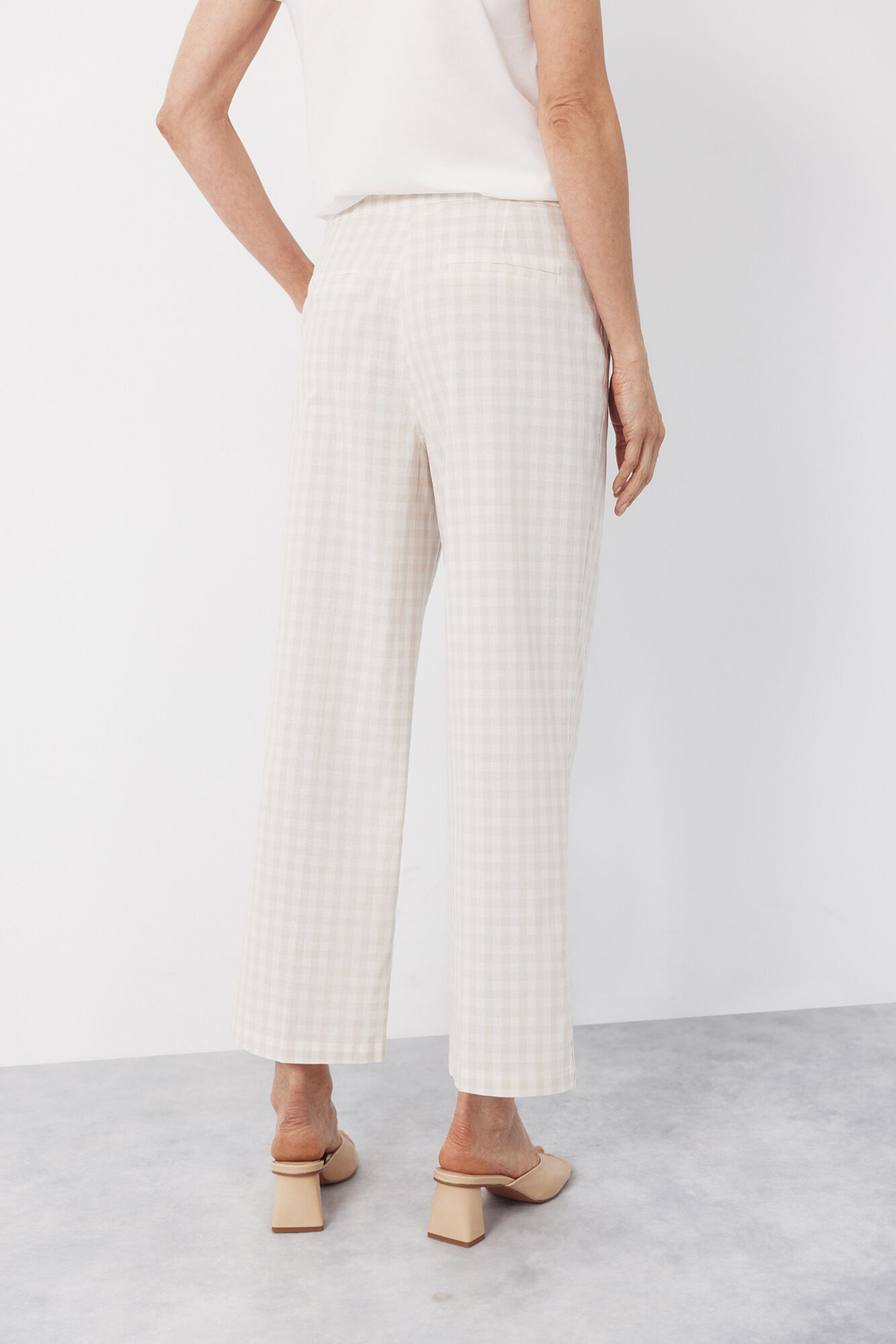 Cortefiel Pantal&oacute;n de vichy Estampado blanco