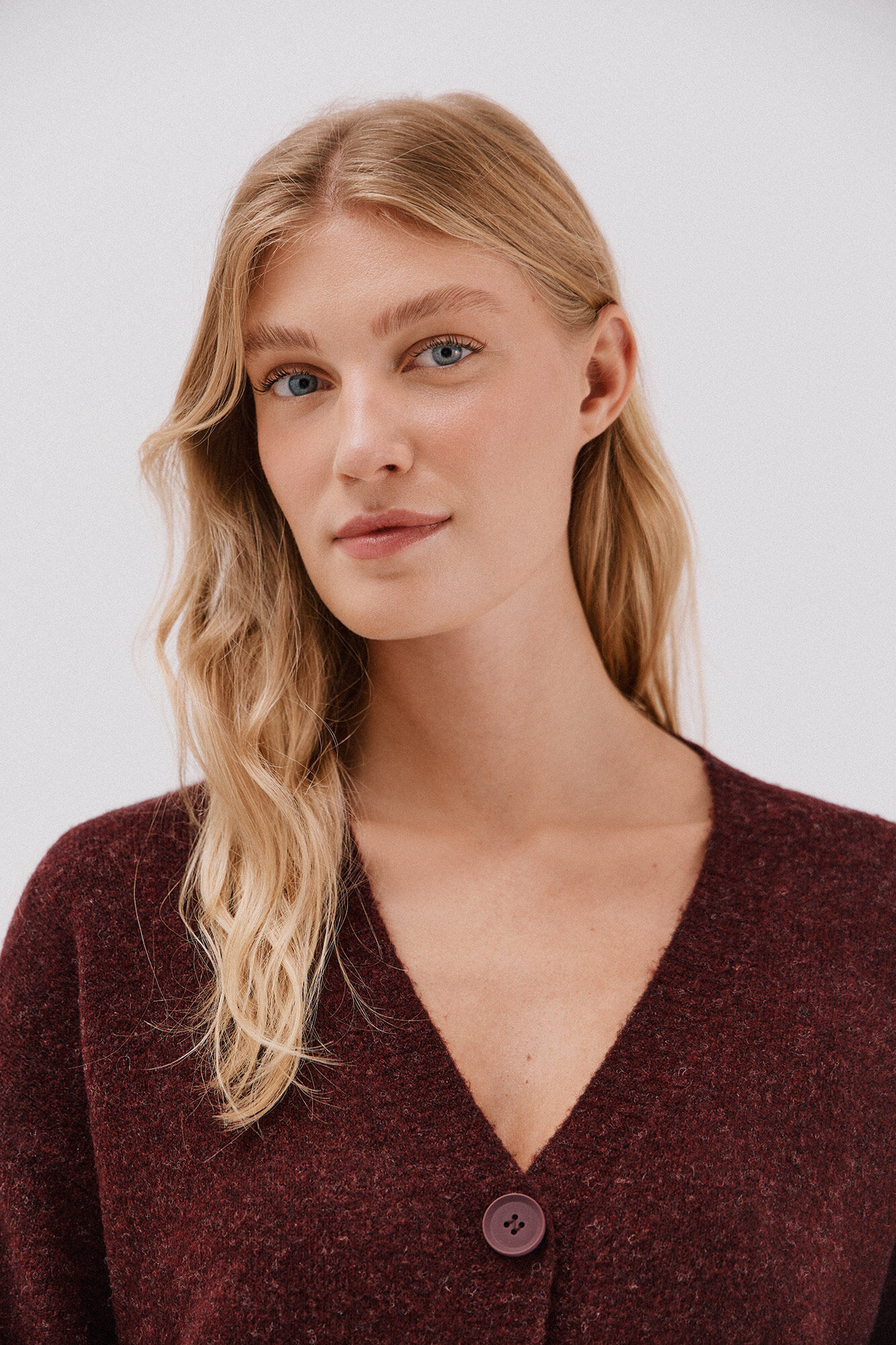 Cortefiel Long cardigan with pockets Maroon