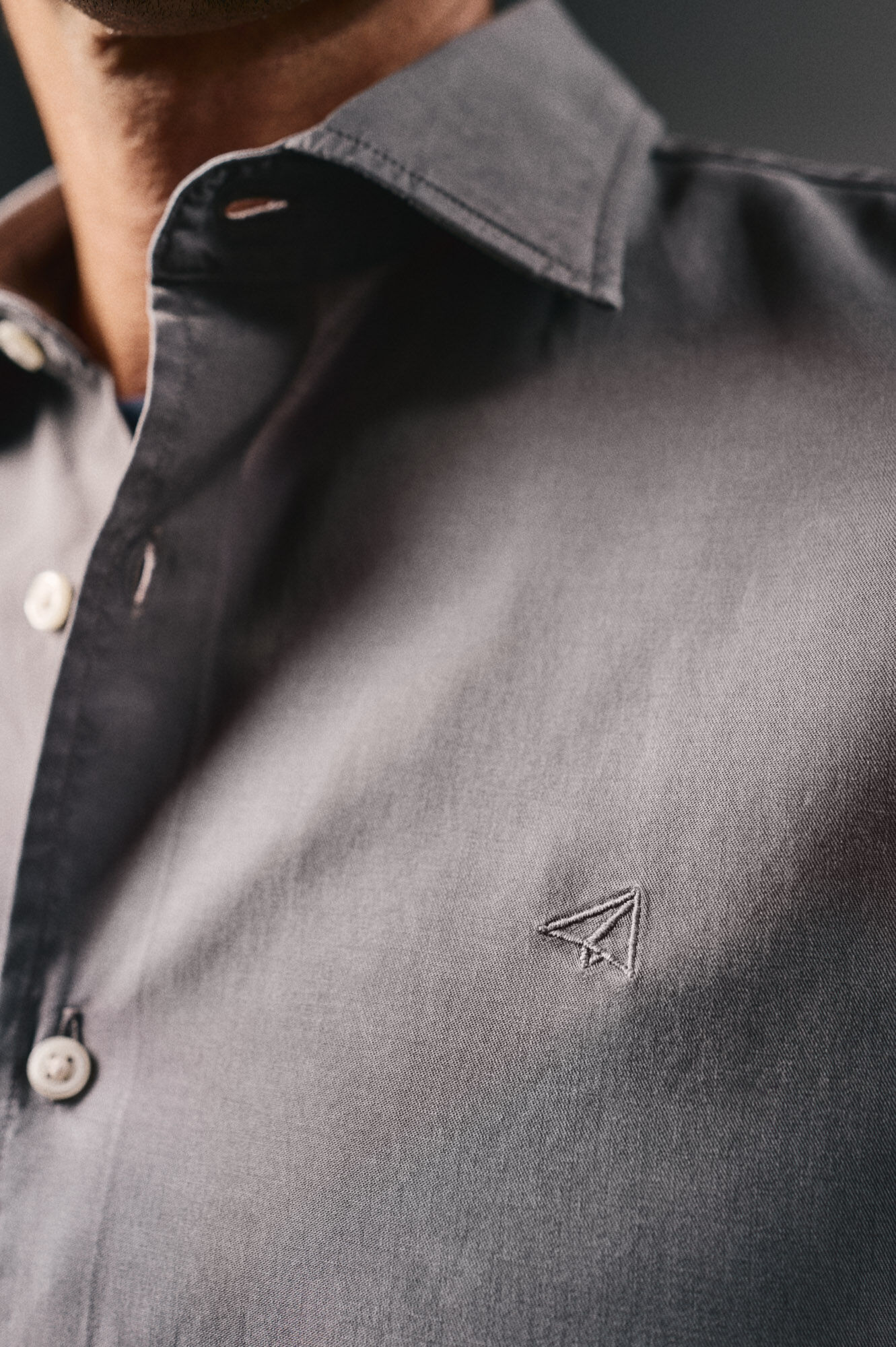 OOTO Camisa liso de algod&atilde;o tencel sarja