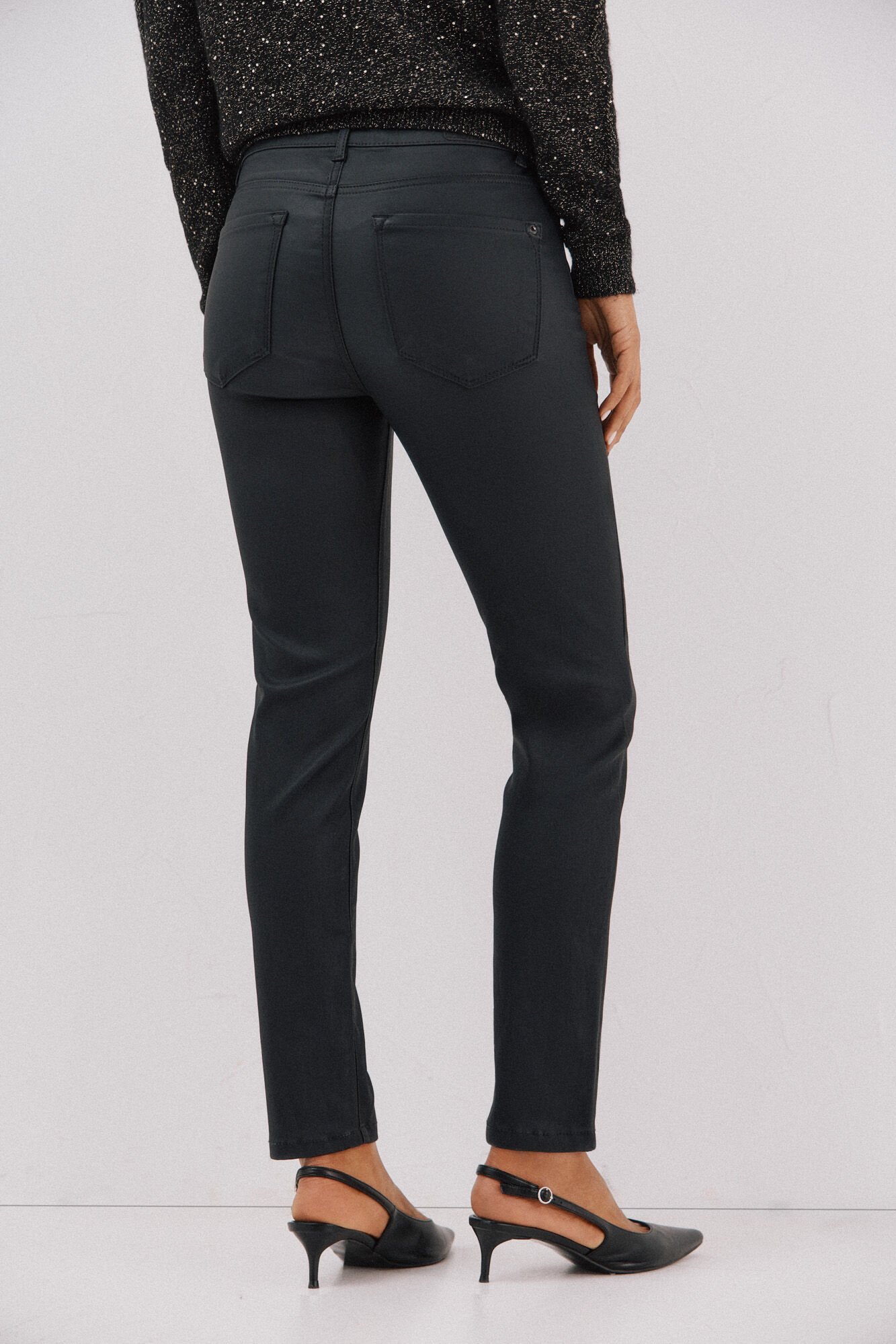 Cortefiel Pantalones sensational resinados Negro