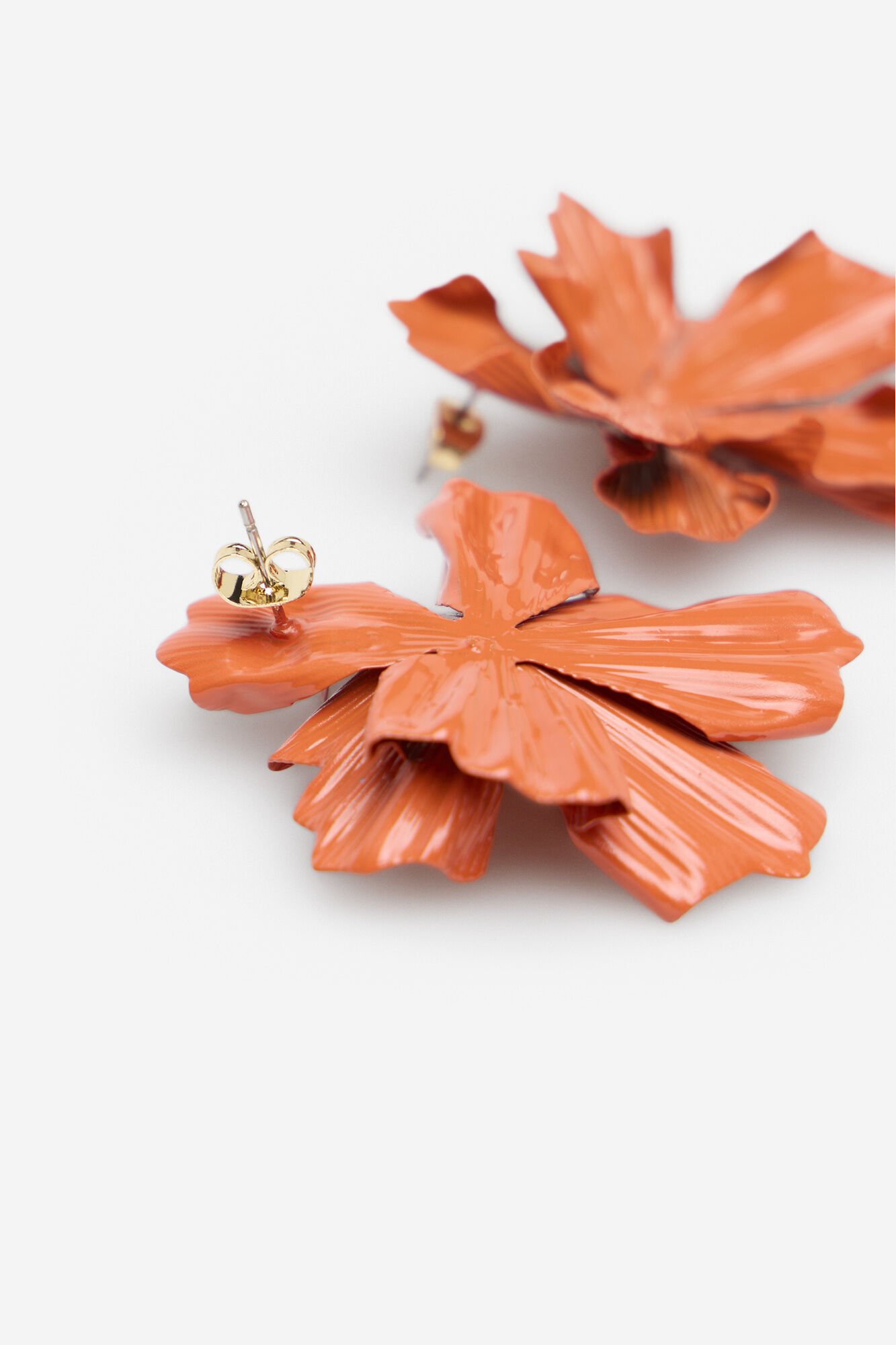 Cortefiel Pendientes flor Naranja