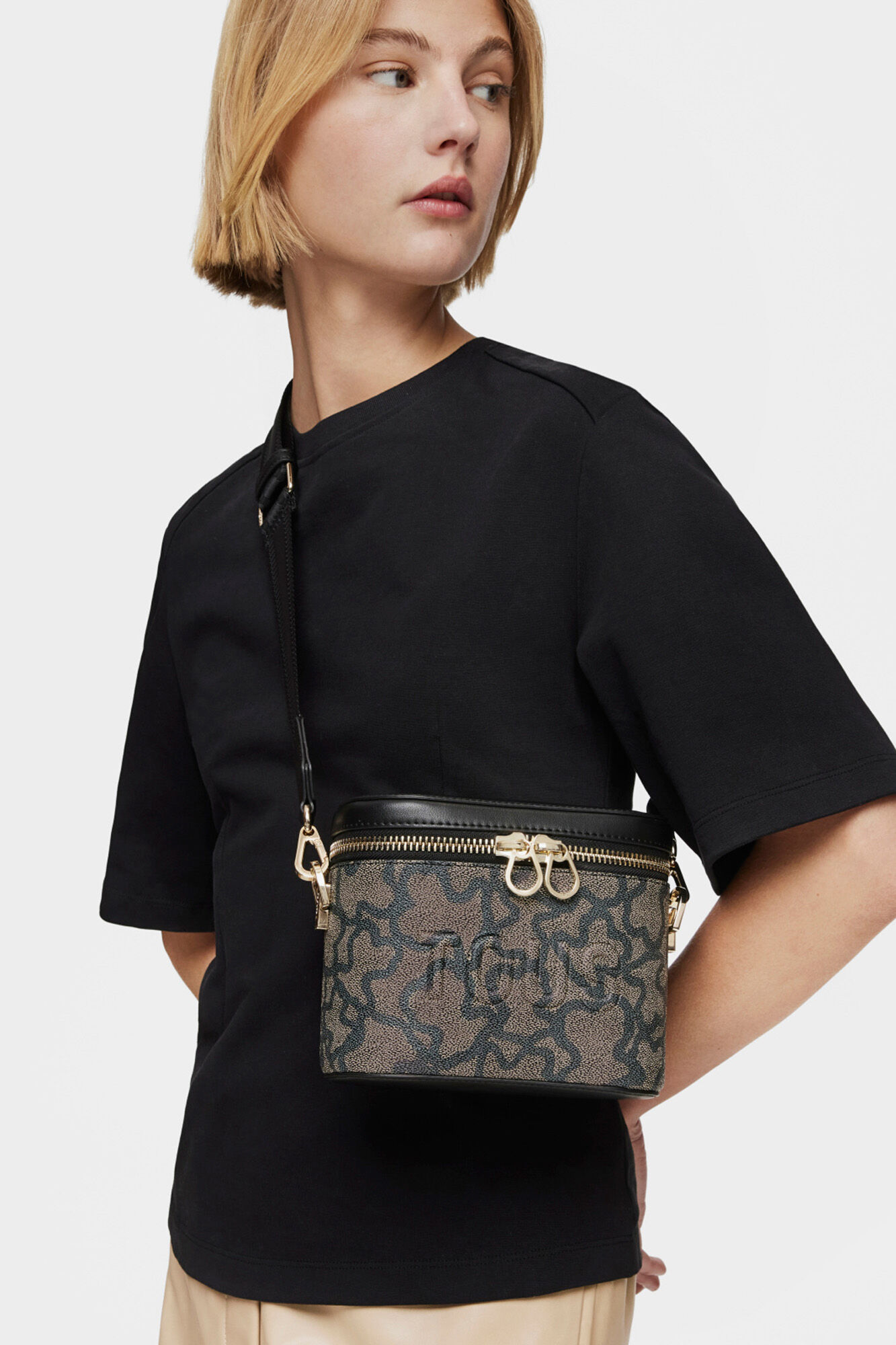 Tous Kaos Icon  crossbody bag handbag Black