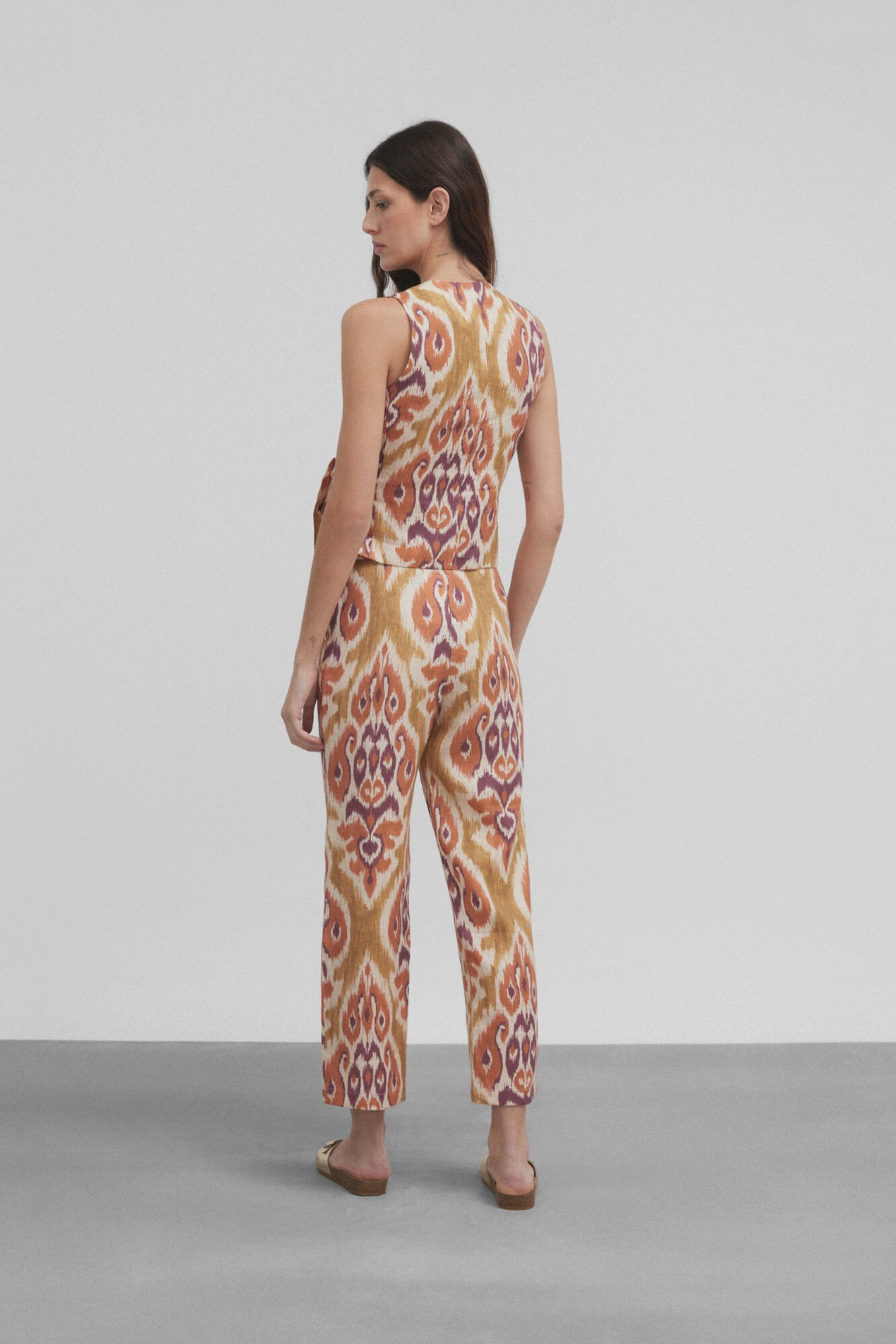 Silbon Ikat-print linen trousers Printed beige
