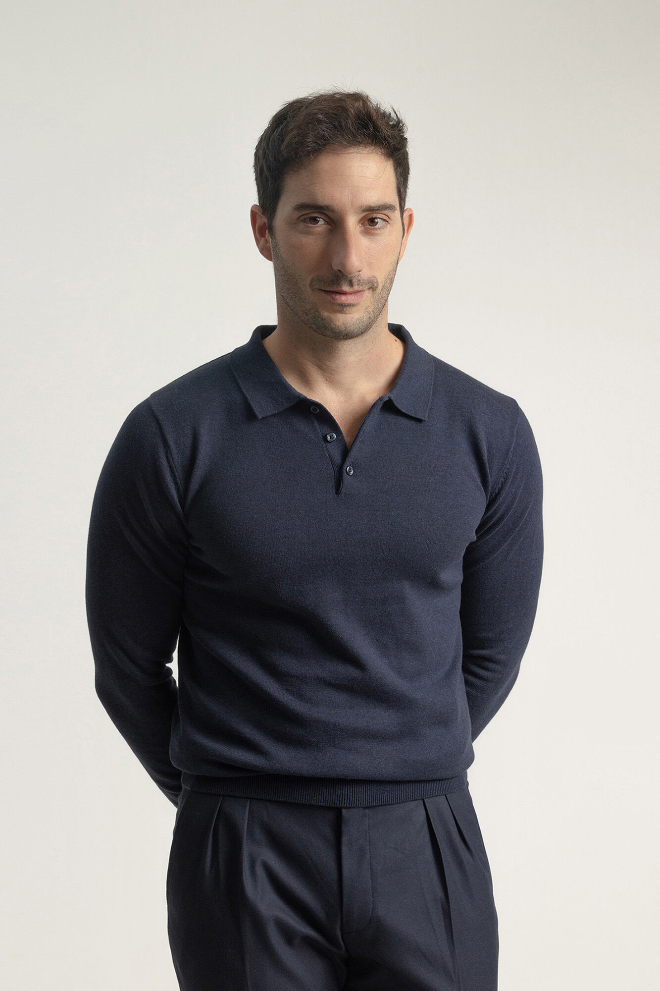 PuroEGO Camisola gola em bico algod&atilde;o