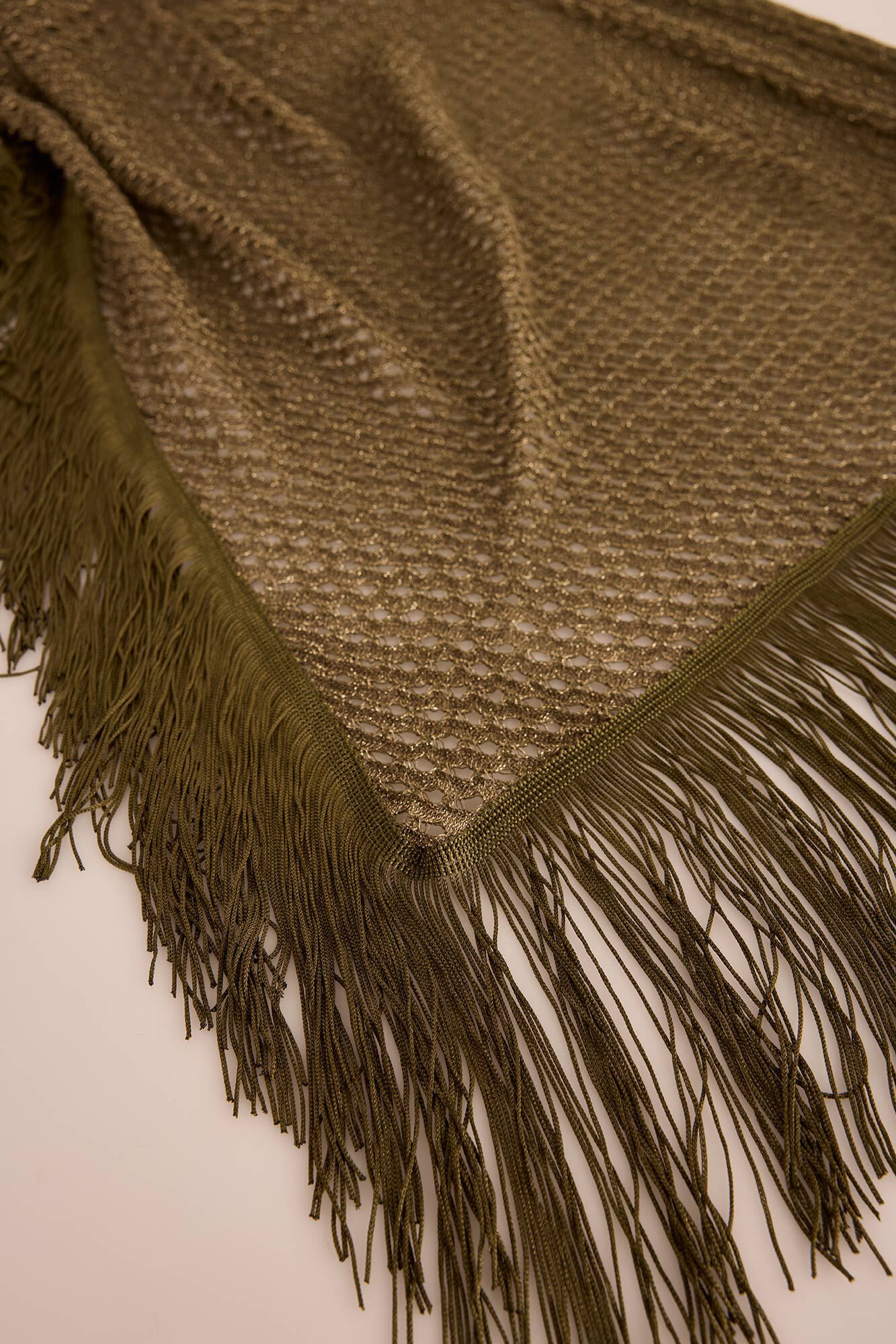 Slowlove Xale vazado com franjas