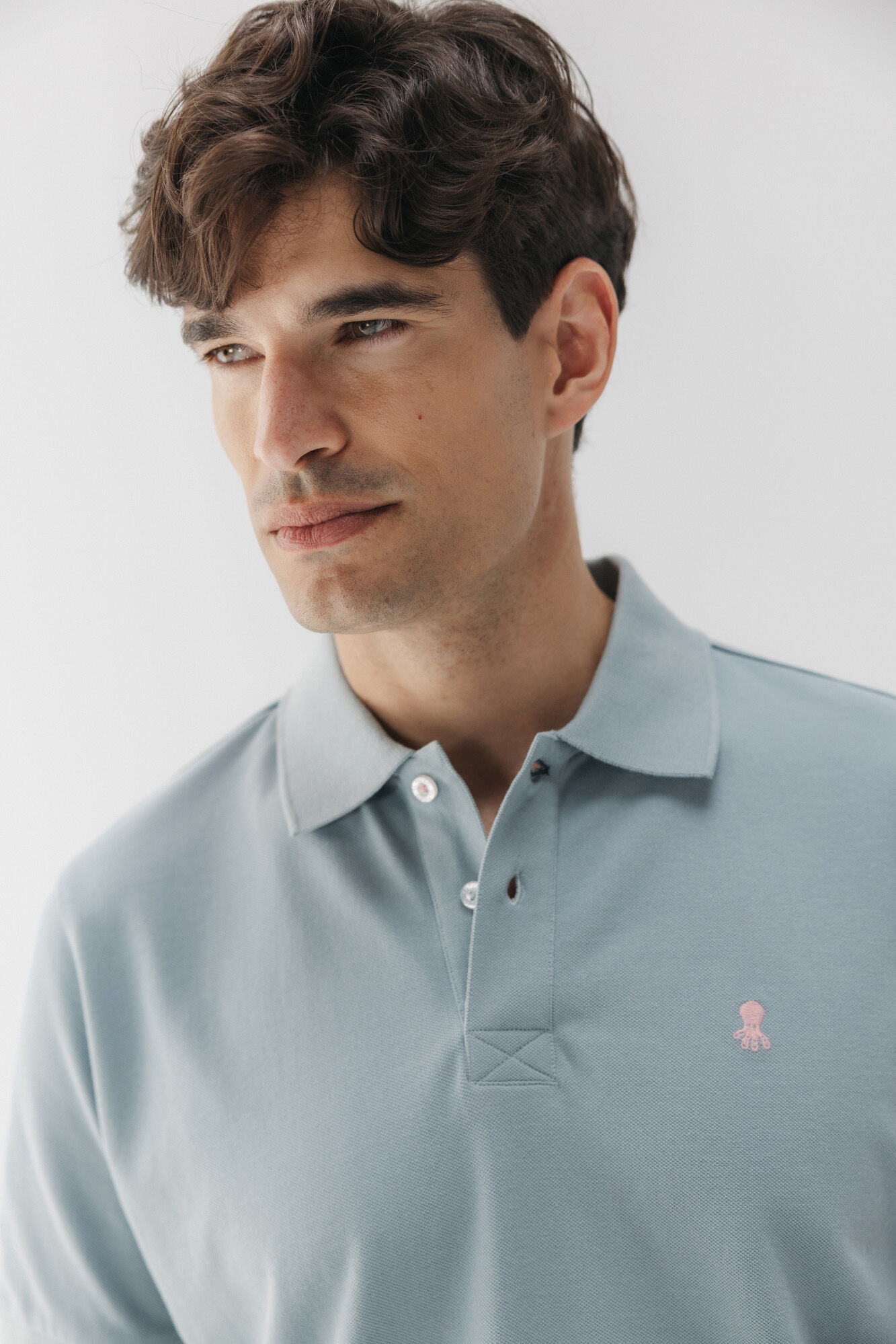 elPulpo Camisa polo lavada com bordado contrastante