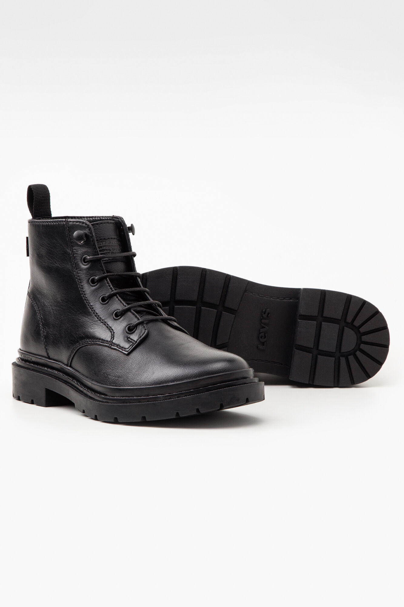 Levi's Trooper Chukka boots Black
