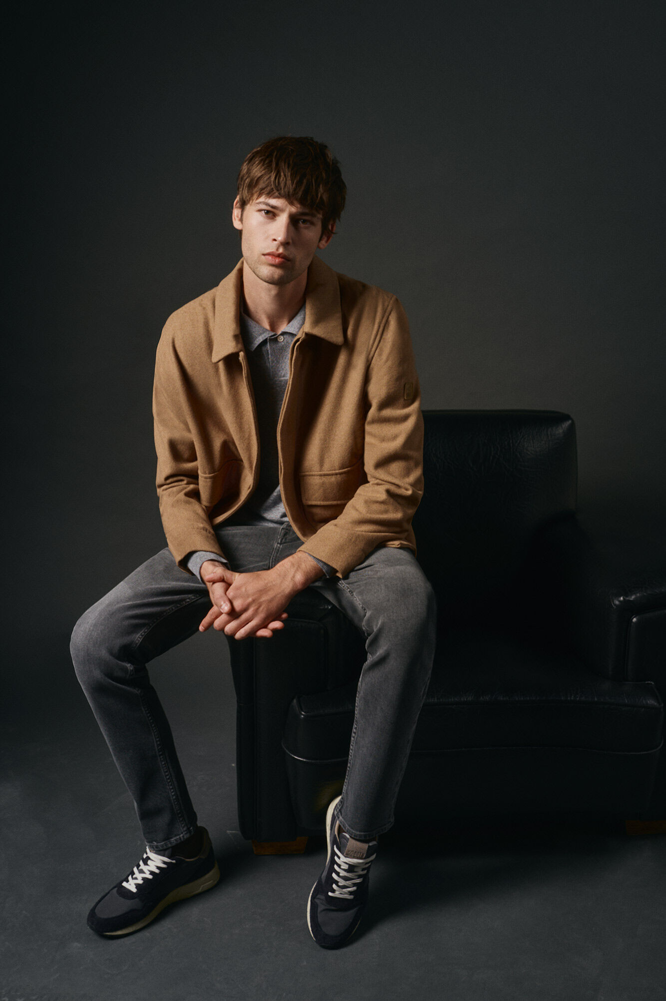 OOTO Blus&atilde;o de mistura de l&atilde; Castanho