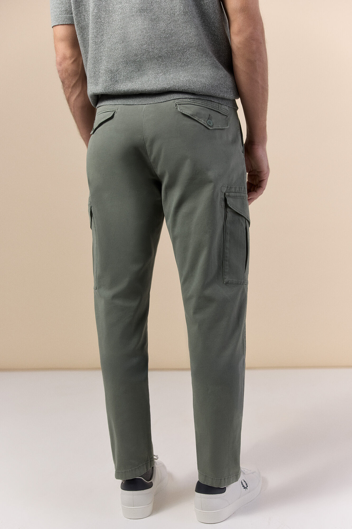 OOTO Pantal&oacute;n cargo slim Kaki