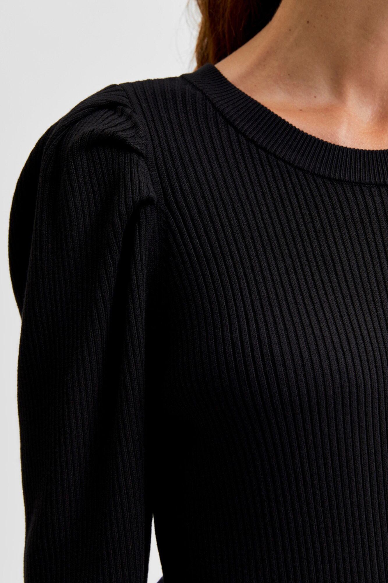 Selected Femme Camisola com nervuras com mangas abalonadas confecionada com Lenzing ECOVERO. Preto