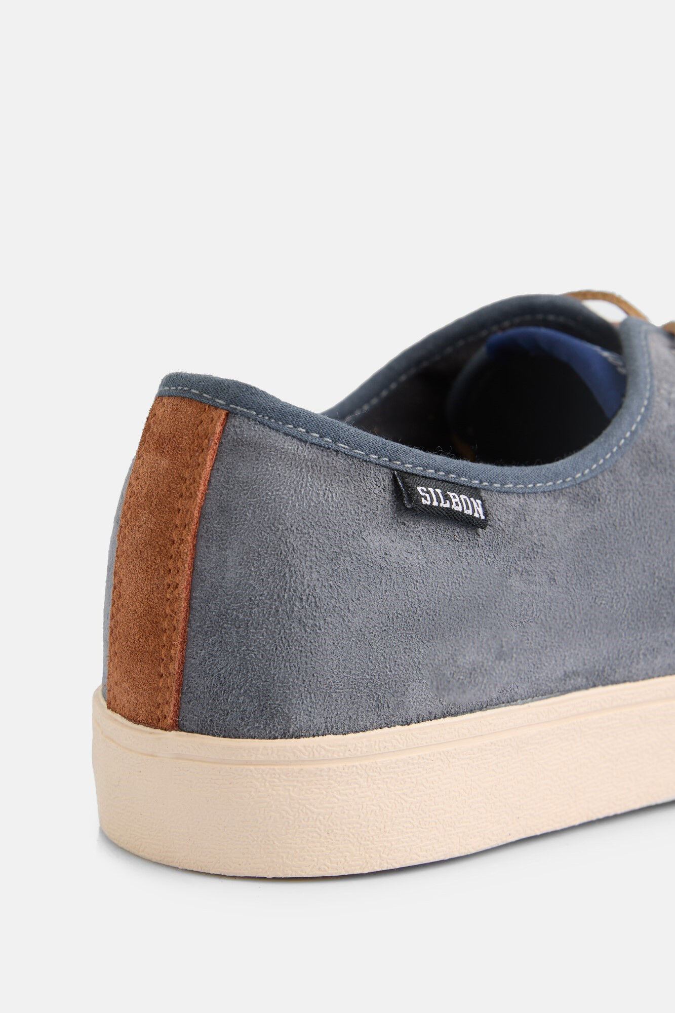 Silbon Zapatilla cl&aacute;sica serraje Gris