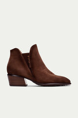 Hispanitas Verona pointed toe Chelsea boot Dark brown