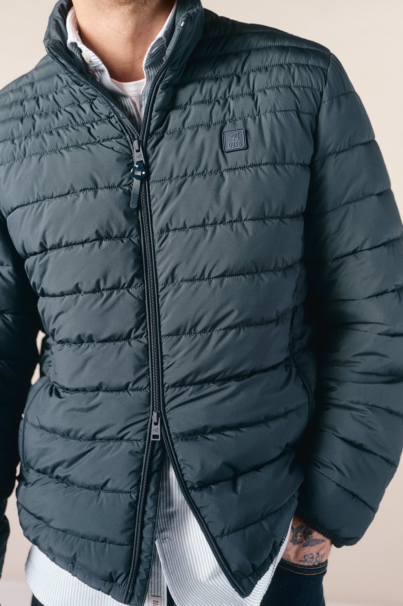 OOTO Blus&atilde;o acolchoado ultraleve