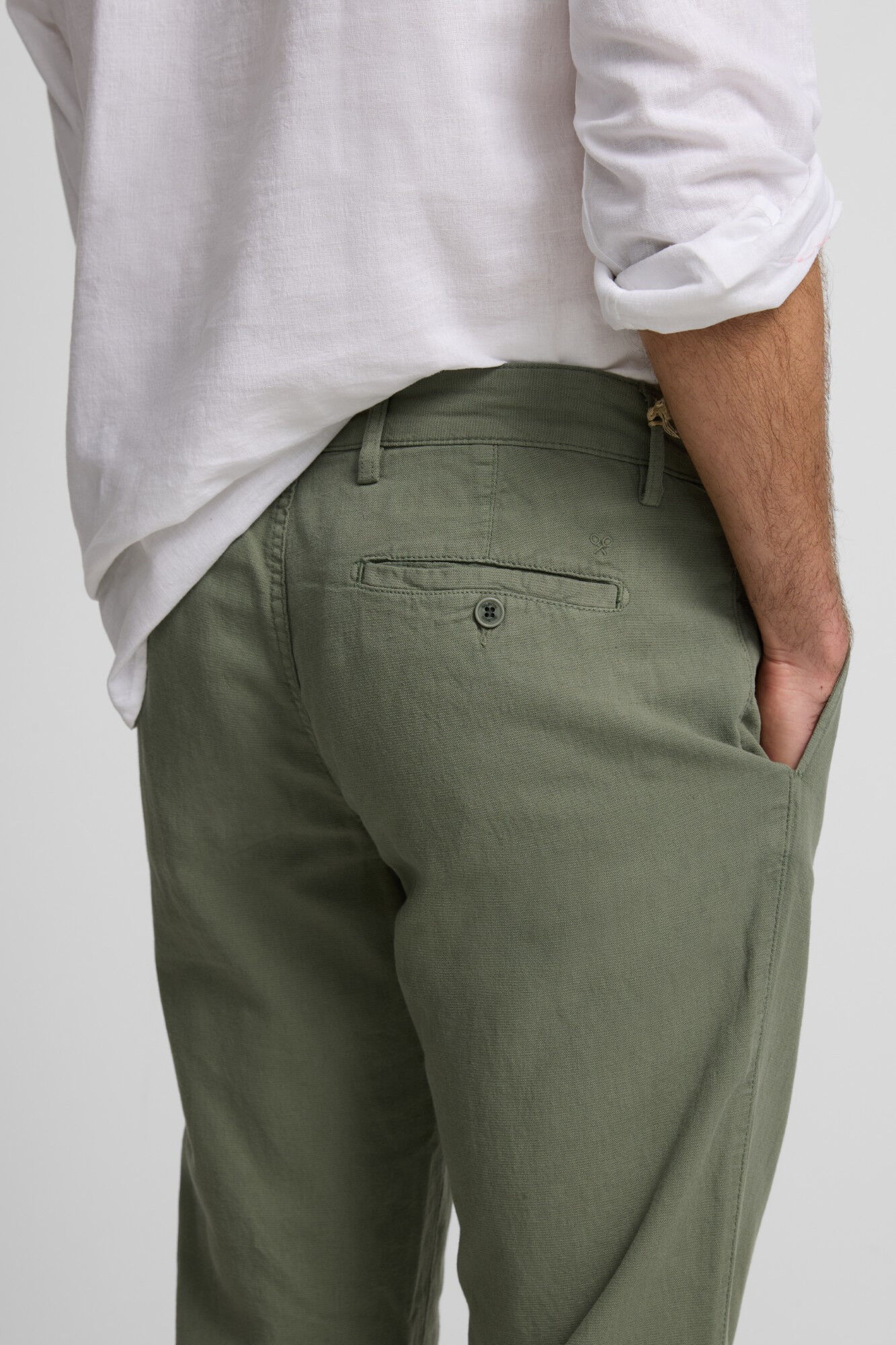 Silbon Chinos linen pleated sport trousers Green