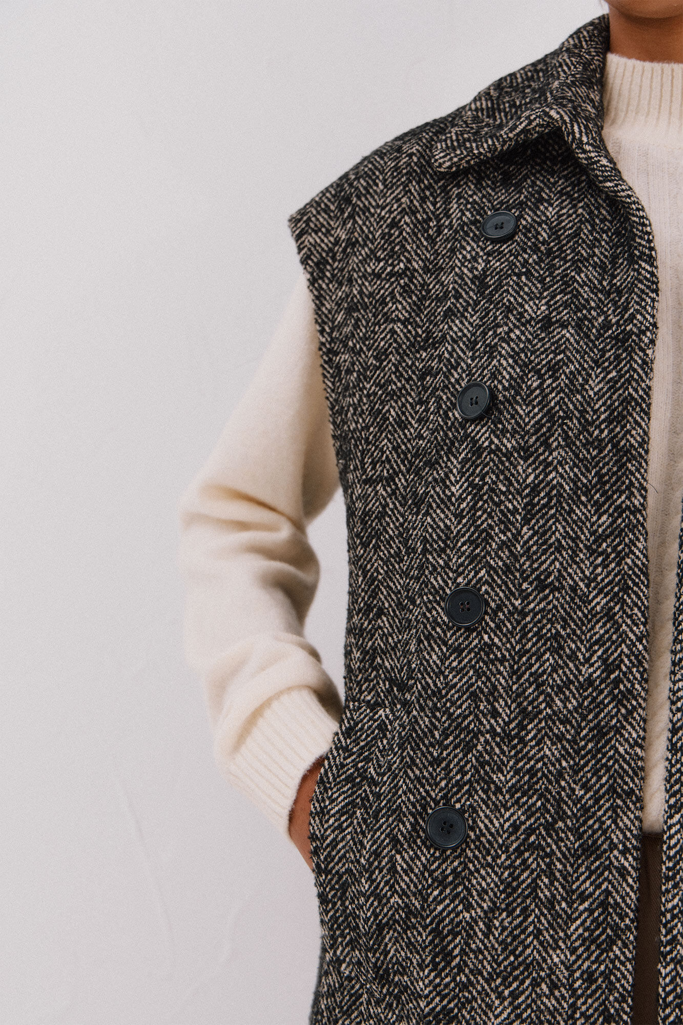 Cortefiel Long button-up waistcoat Printed grey