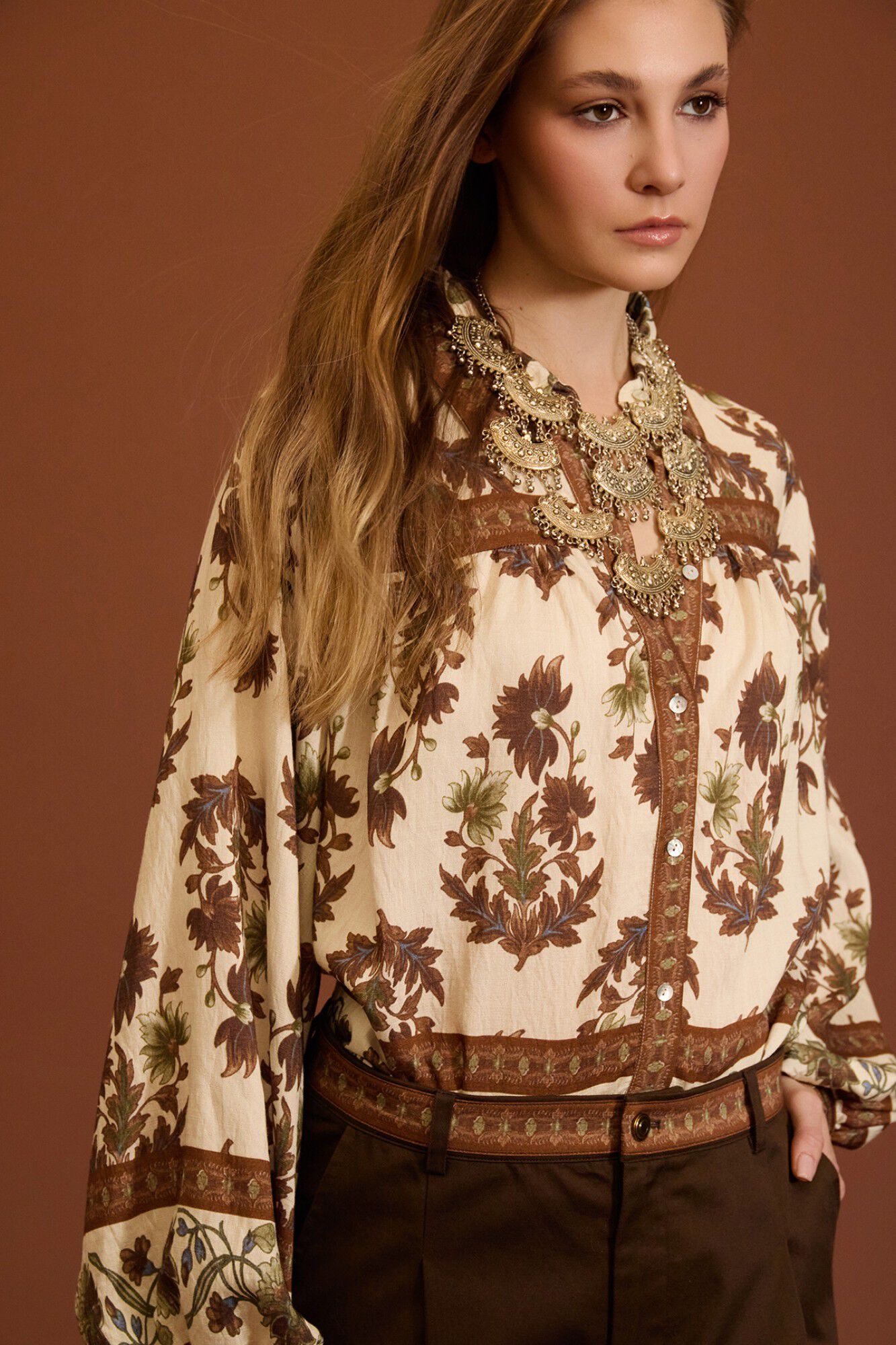 Meisie Blusa estampada con mangas abullonadas