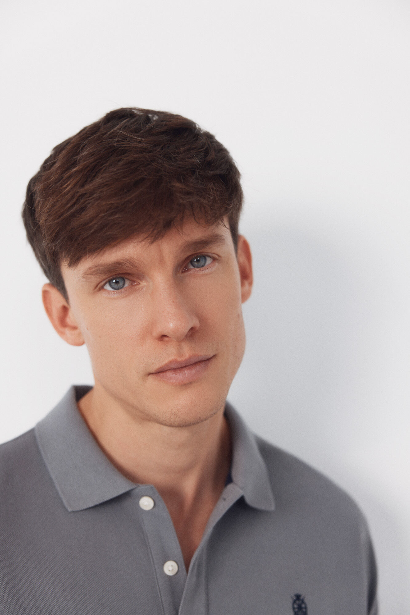 Cortefiel Polo b&aacute;sico piqu&eacute; Gris