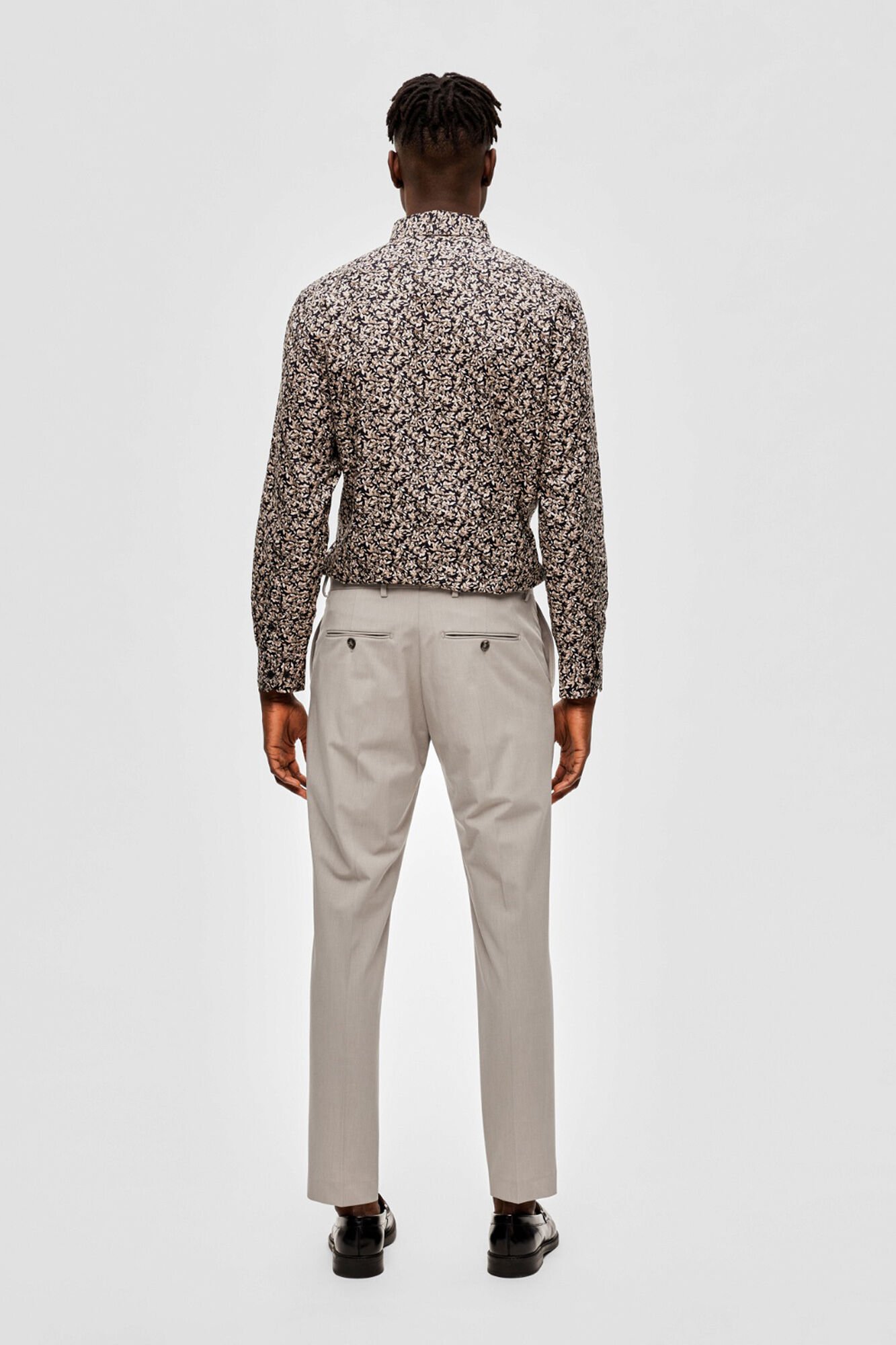 Selected Pantal&oacute;n de traje slim fit elaborado con materiales reciclados. Beige