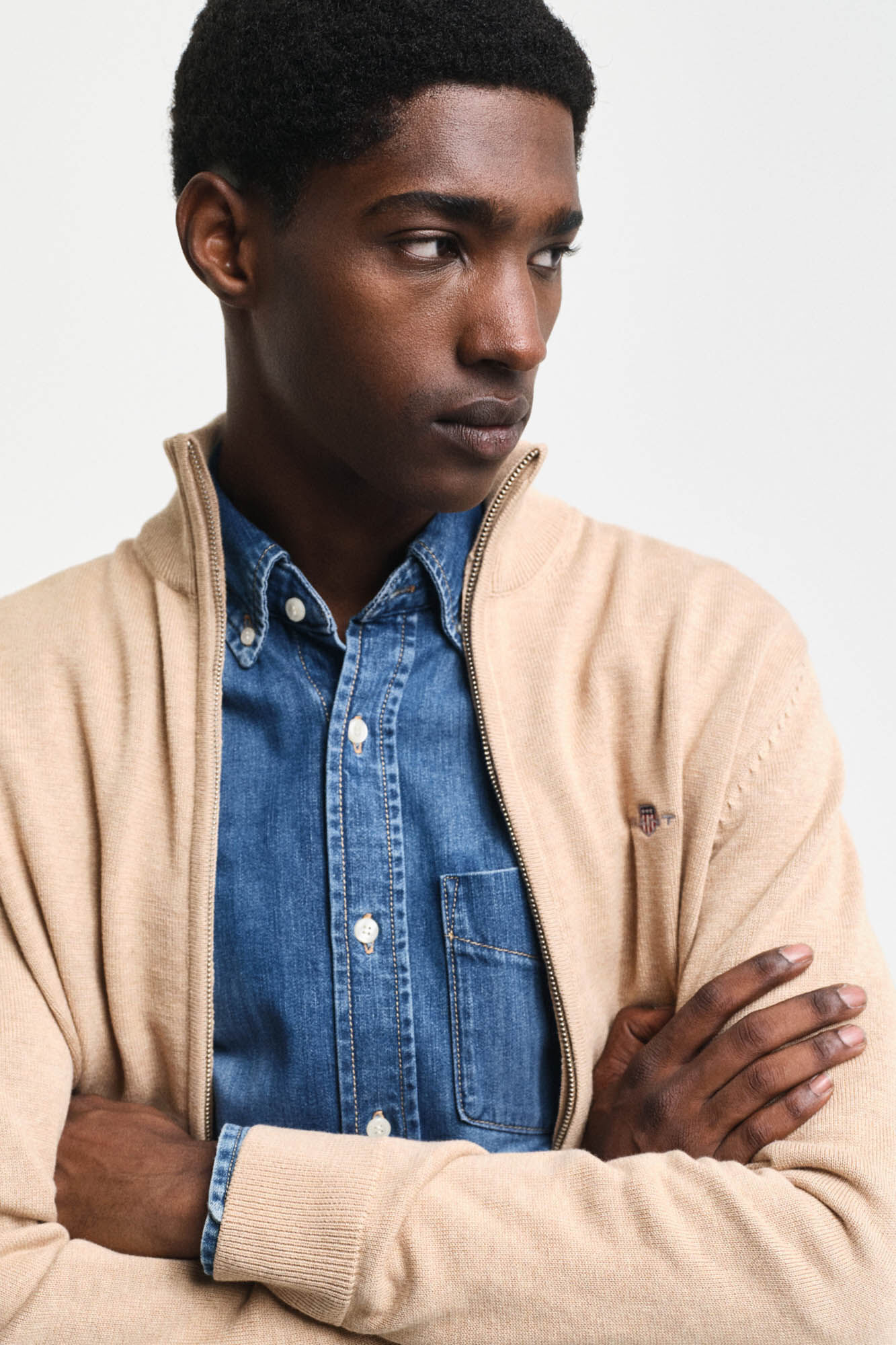 Gant Cardig&atilde; vers&aacute;til Castanho