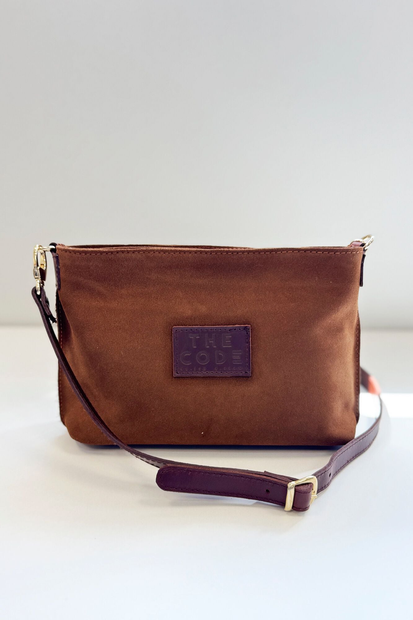 The Code Bolsa a tiracolo Dakota em croute Castanho
