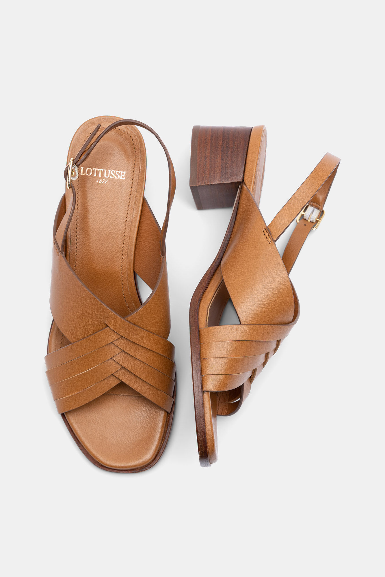 Lottusse Plain brown leather sandals Brown