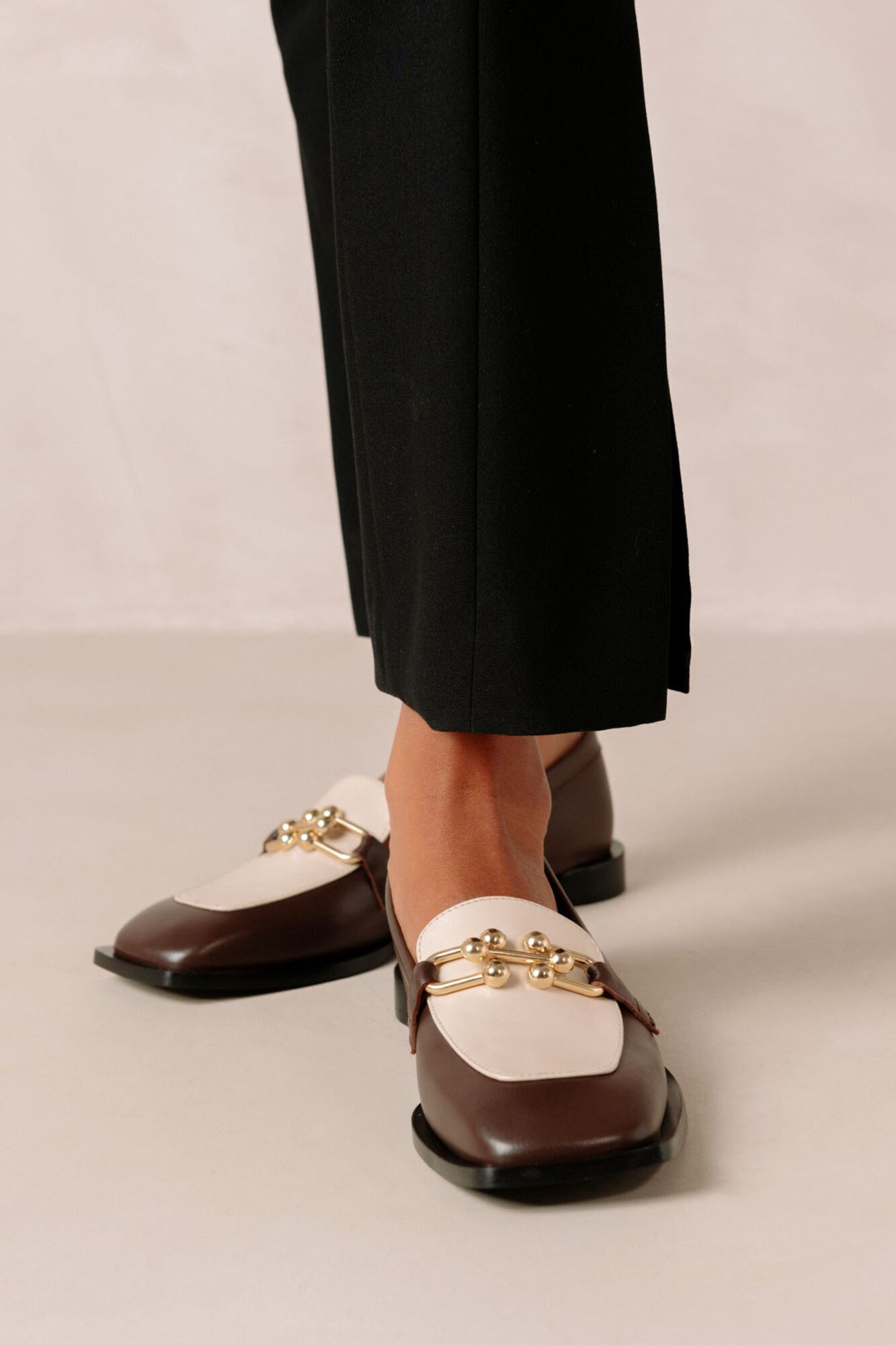 Alohas Spotlight Coffee Brown Dark brown