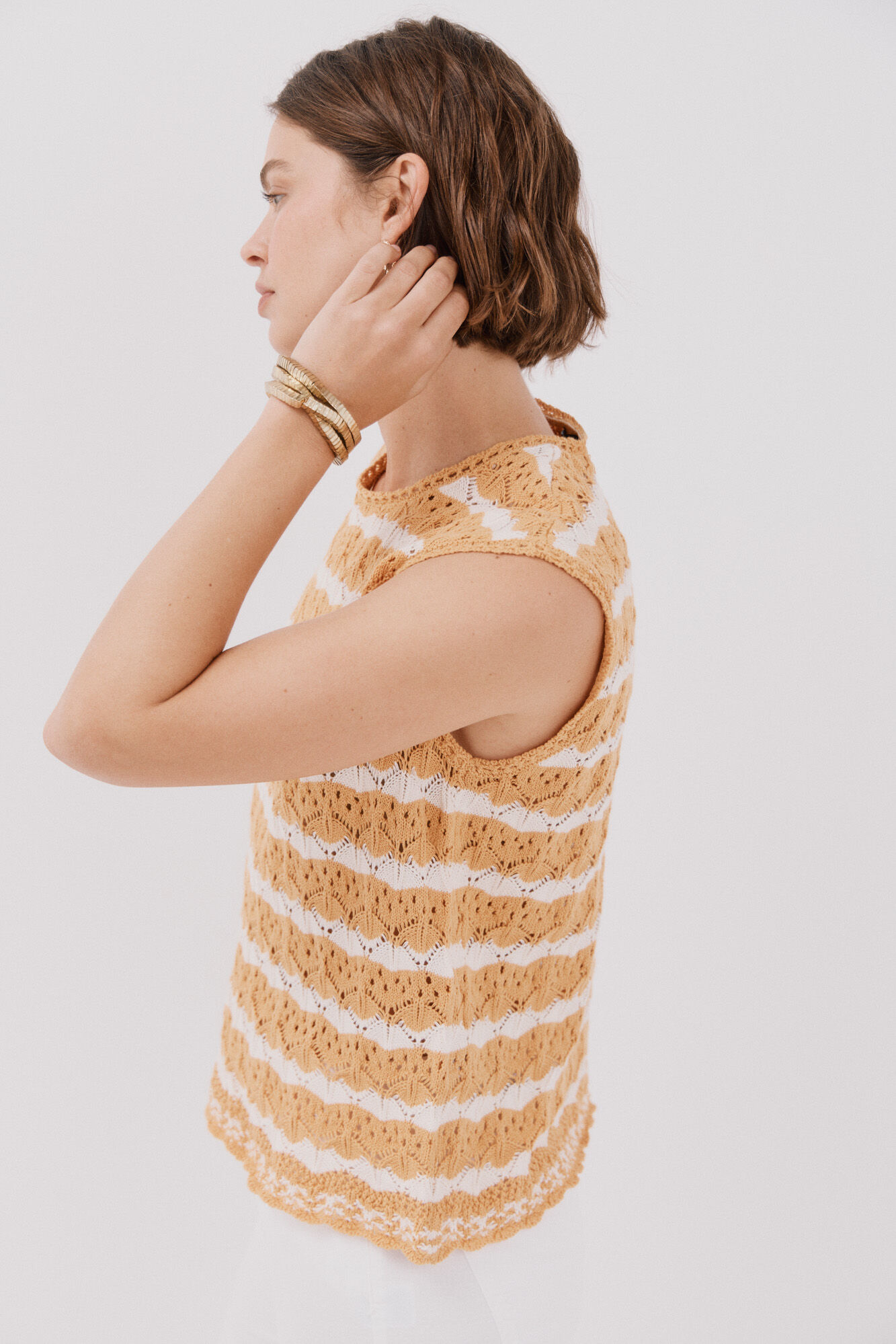 Cortefiel Colete vazado bicolor Dourado