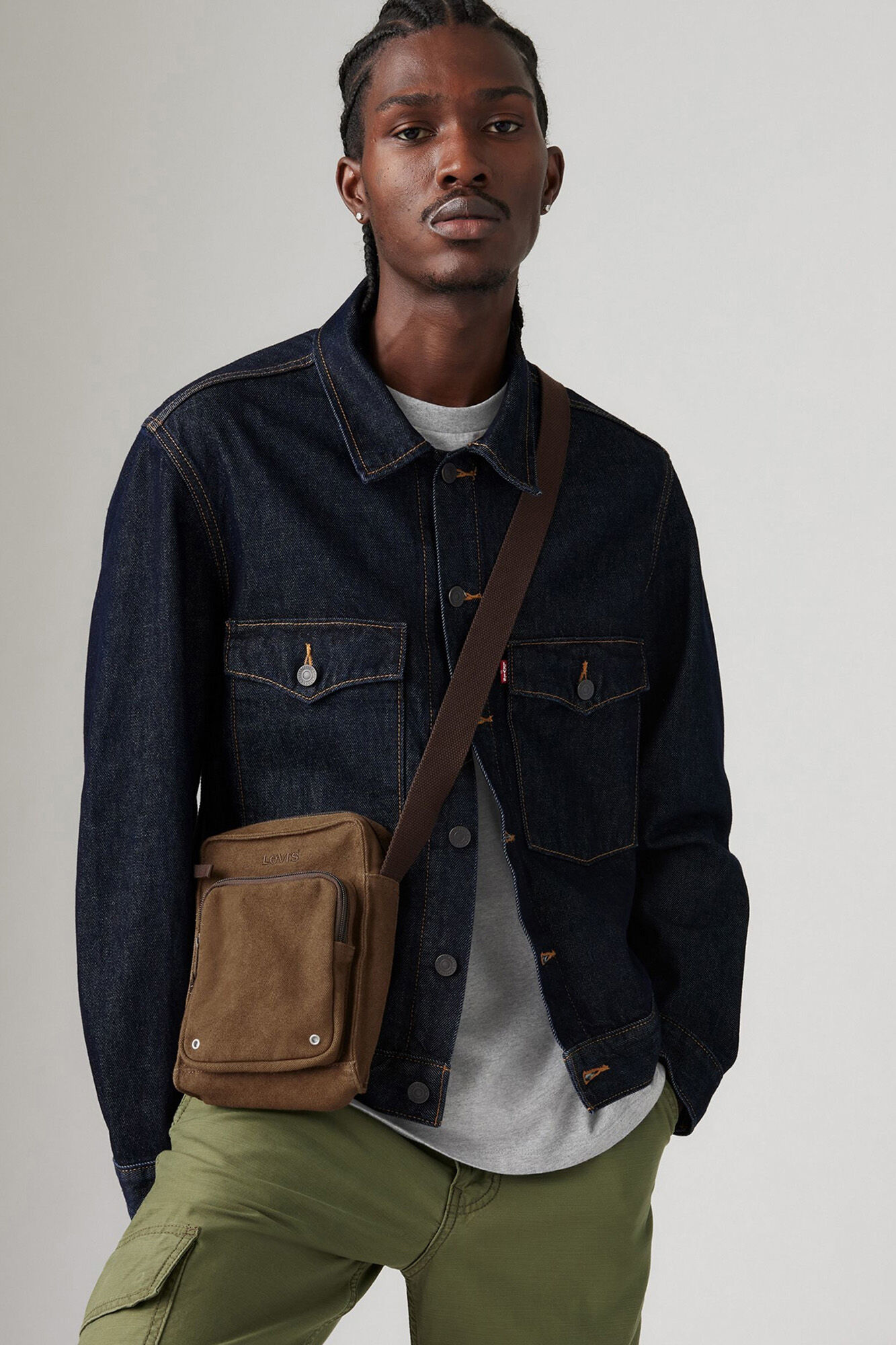 Levi's Bandolera peque&ntilde;a cremallera Marr&oacute;n oscuro