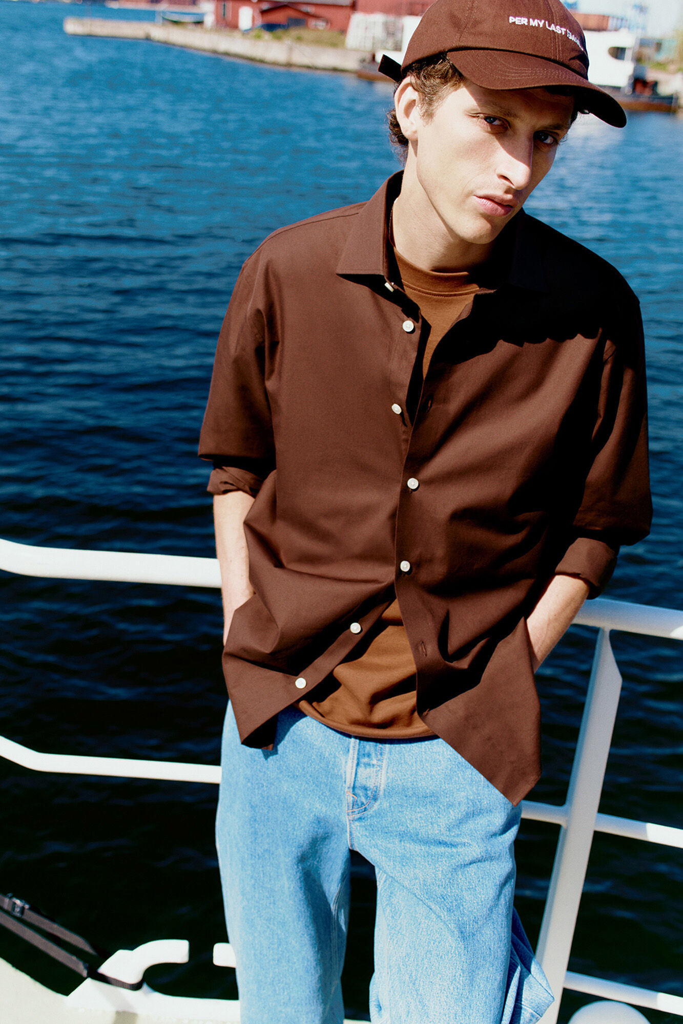 Selected Bon&eacute; bordado 100% algod&atilde;o org&acirc;nico