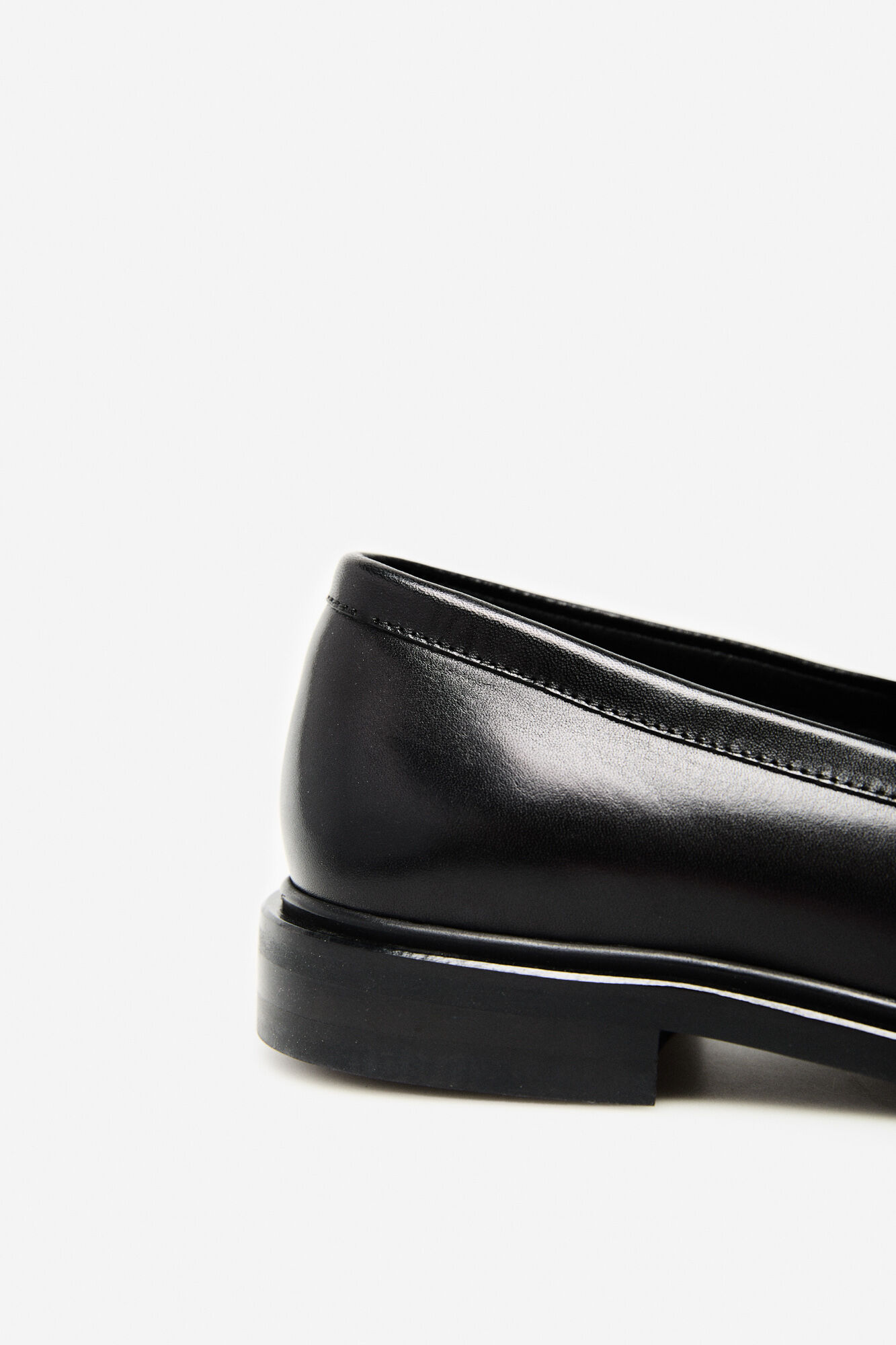 Cortefiel Mocassins elegante de pele Preto