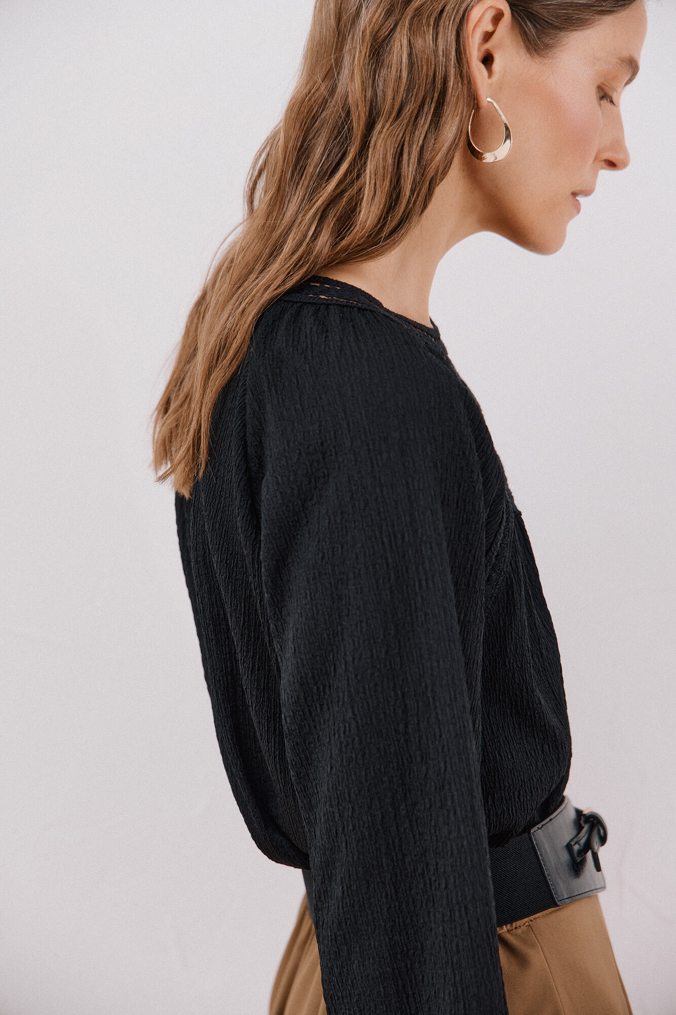 Cortefiel Top parche crochet Negro