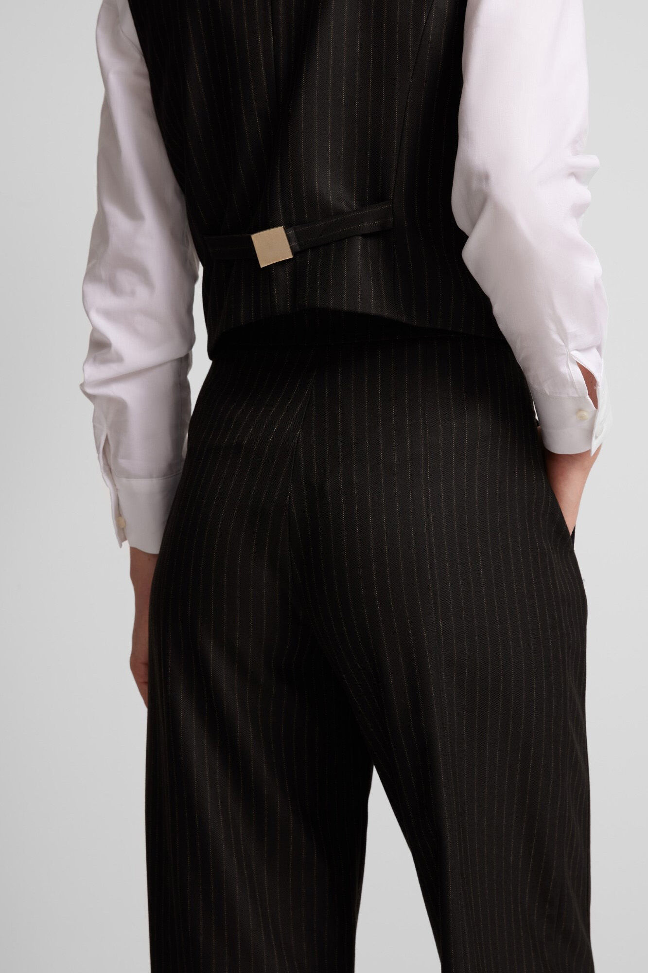 Silbon Pantal&oacute;n palazzo raya diplom&aacute;tica Gris